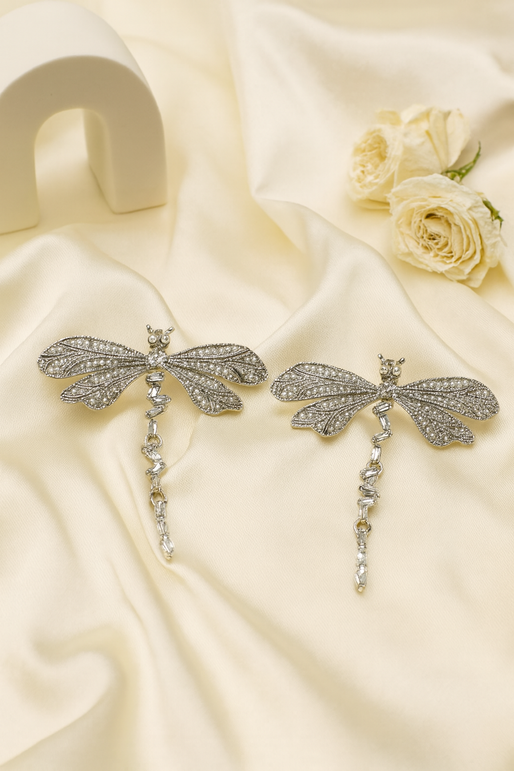 Vintage Dragonfly Stud Earrings – Antique Finish Anti-Tarnish Design