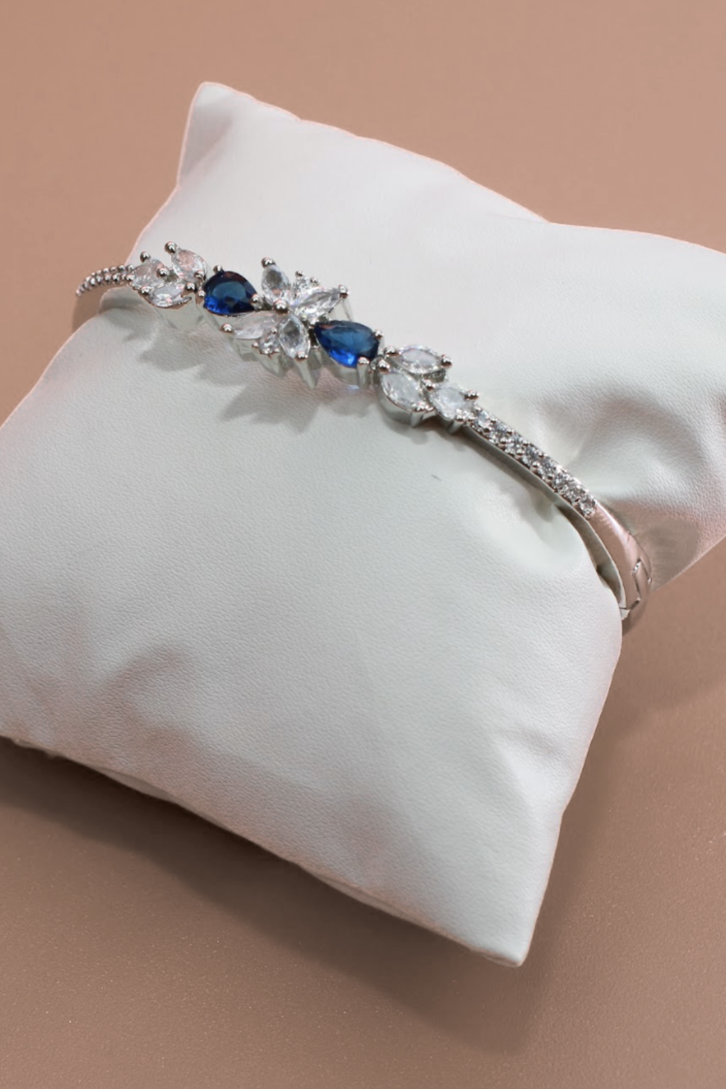 Navy Blue Teardrop Floral Bracelet