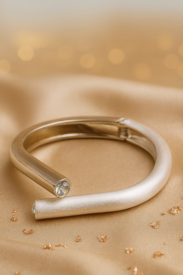 Dual-Tone Hook Crystal Bracelet