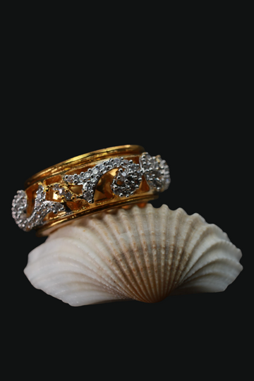 Floral CZ Gold Ring with Rotating Center