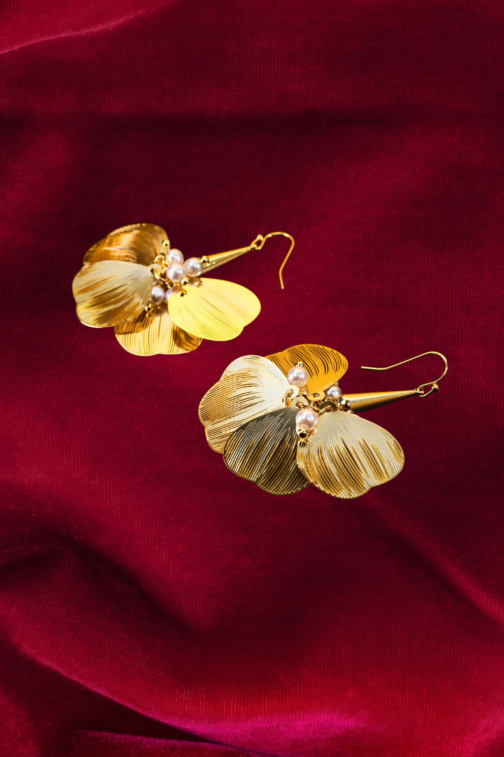 Pearl Cluster & Shell Charm Gold Dangle Earrings – Anti-Tarnish Fashion Jewelry