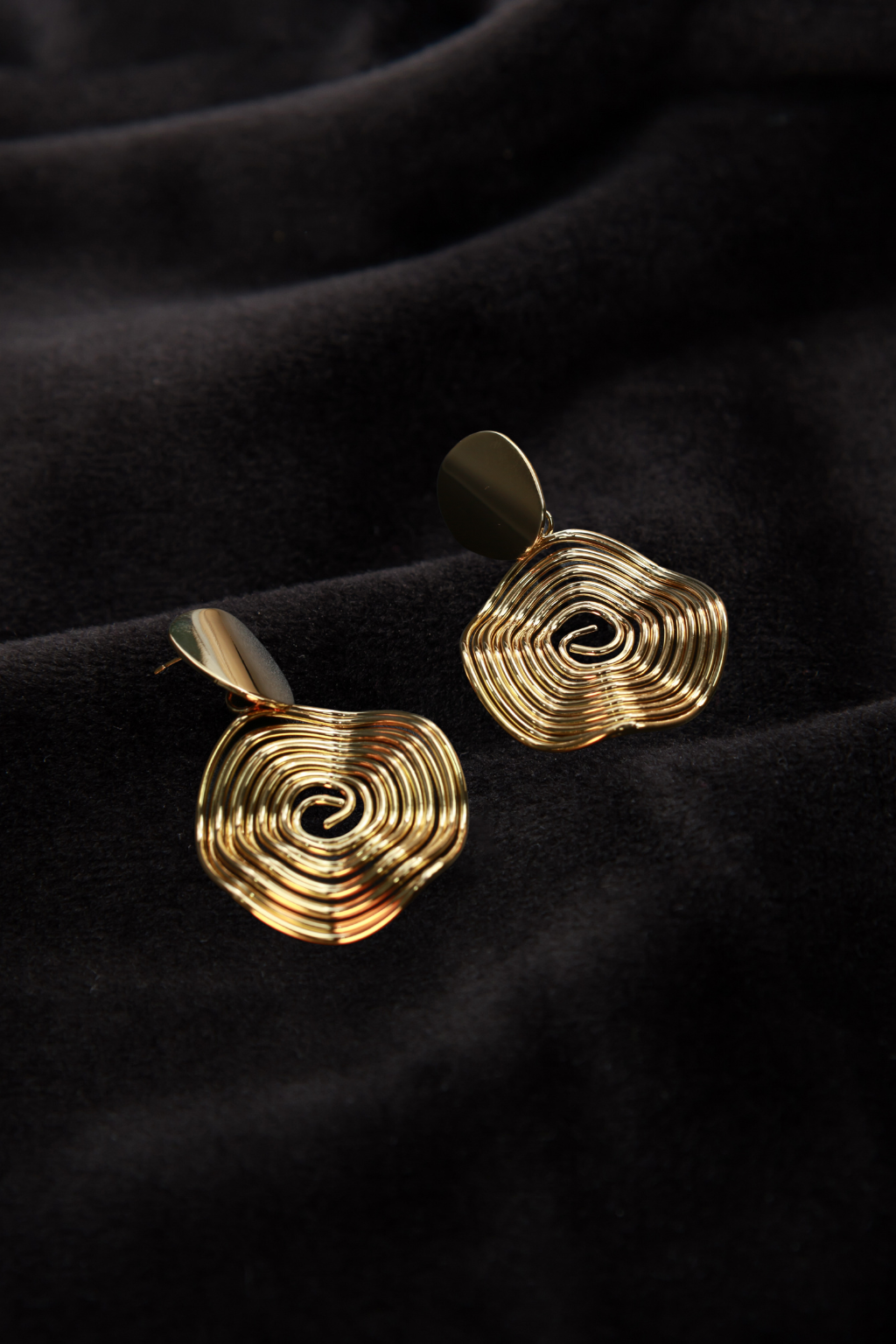 Korean Spiral Swirl Statement Earrings – Golden Wire Anti-Tarnish Design