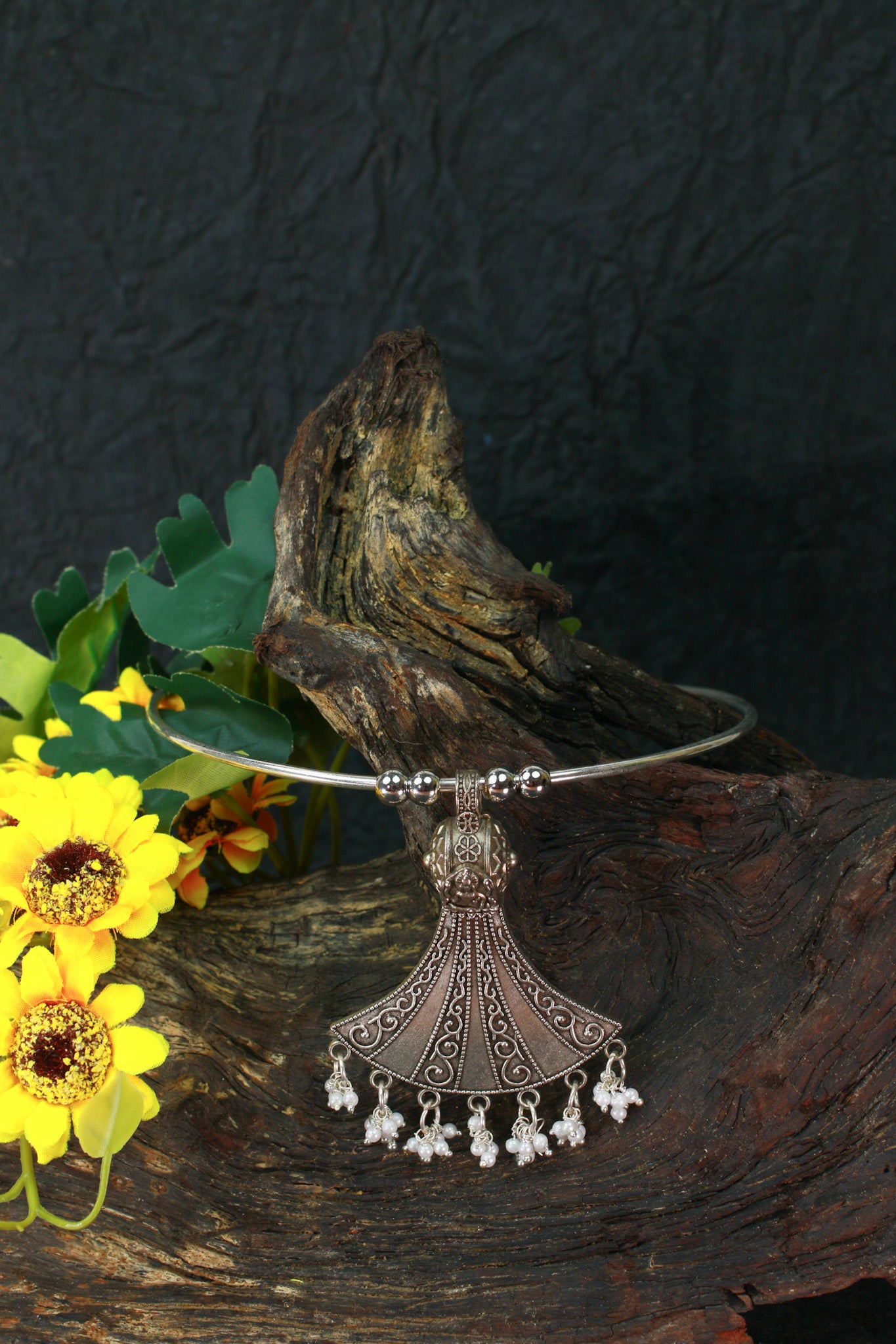 Oxidised German Silver Hansli Necklace with Fan Shape Pendant