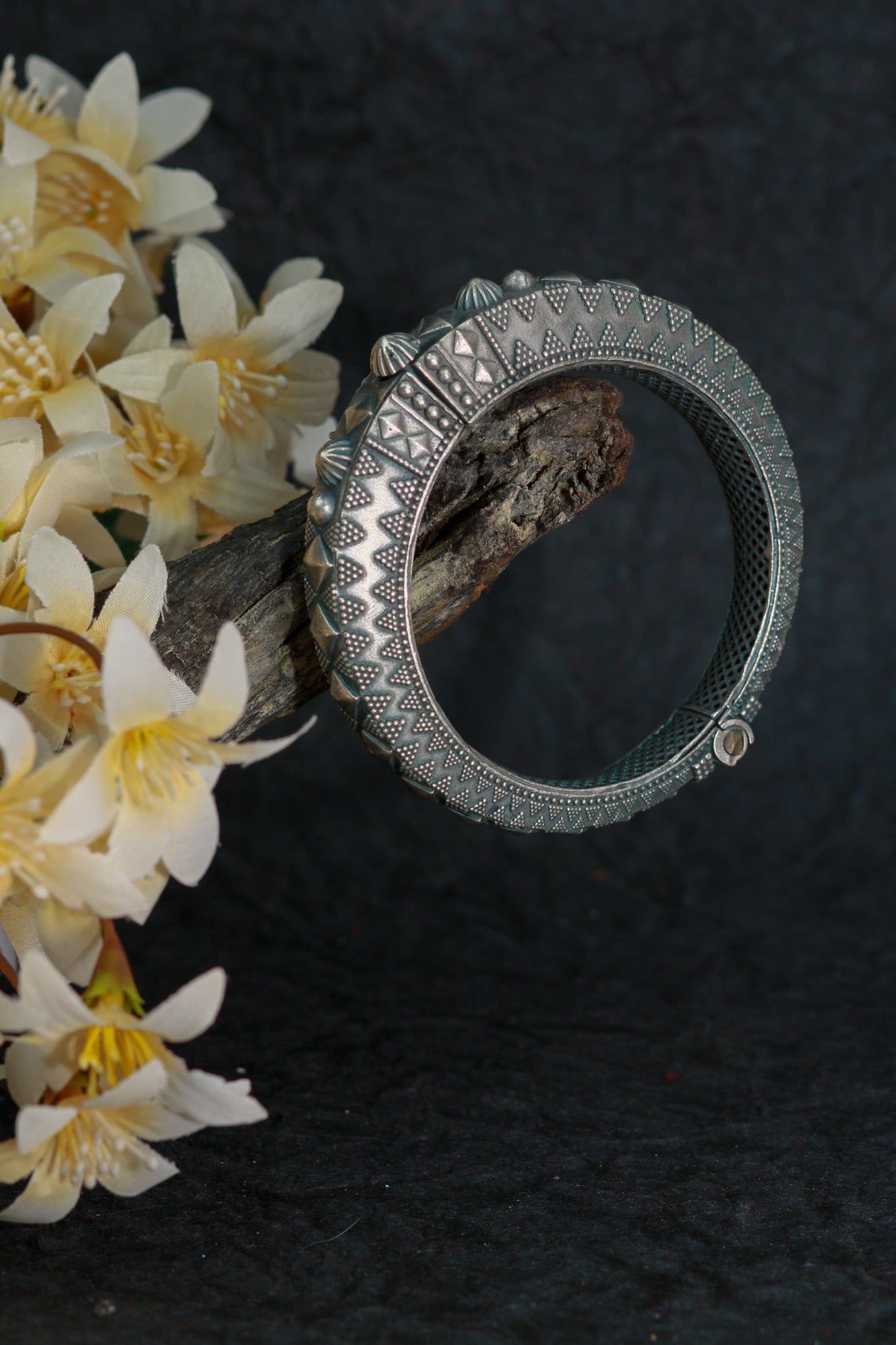 Oxidised Antique Design Brass Base Openable Chevron & Pyramid Texture Kada Bracelet for Women