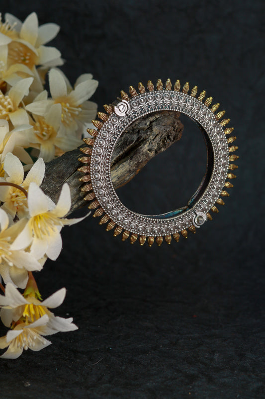 Oxidised Antique Design Brass Base Free Size Openable Dual Tone Sunray Kada Bracelet for Women