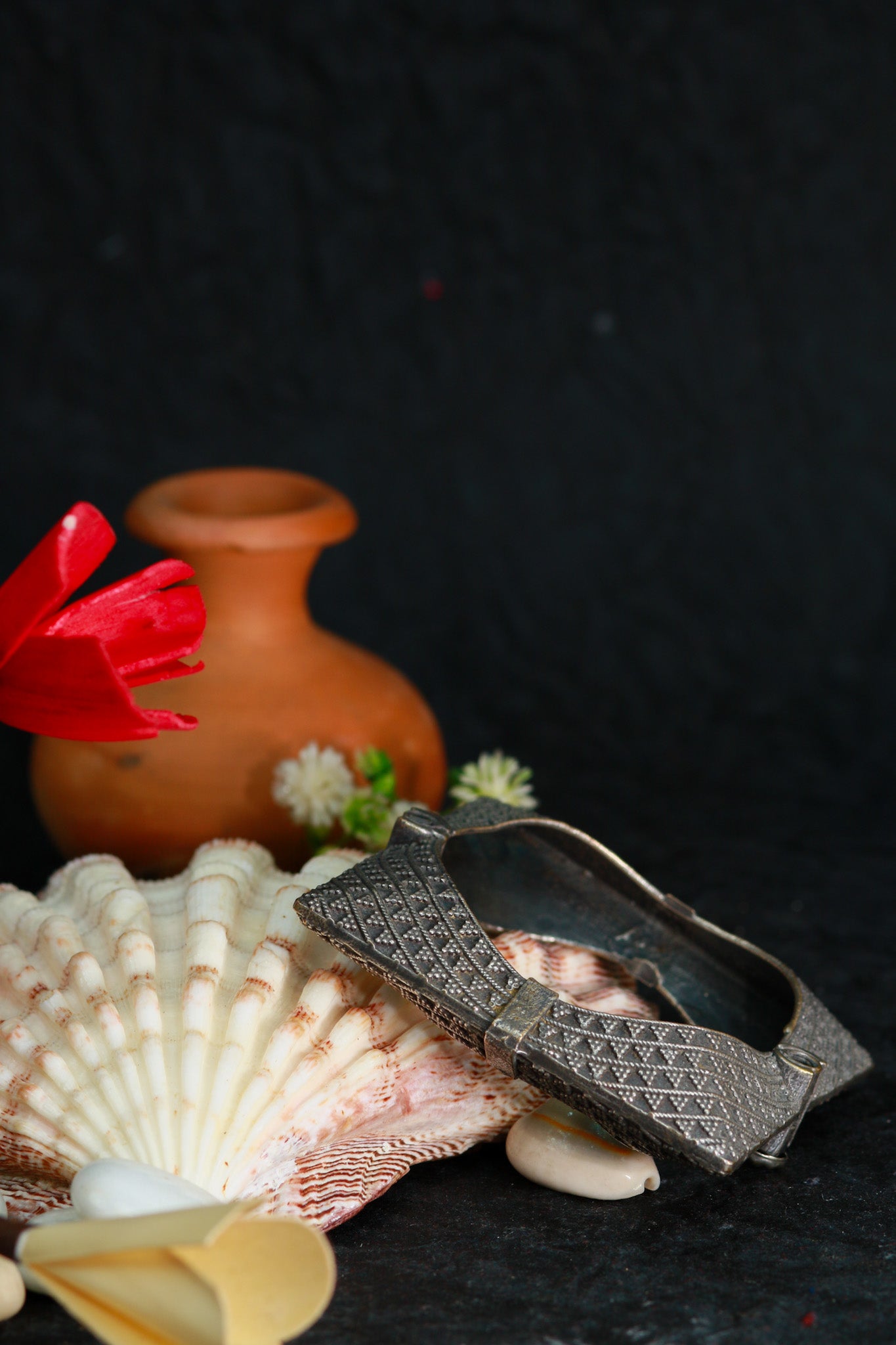 Oxidised Antique Design Brass Base Free Size Openable Square Checkered Kada Bracelet for Women