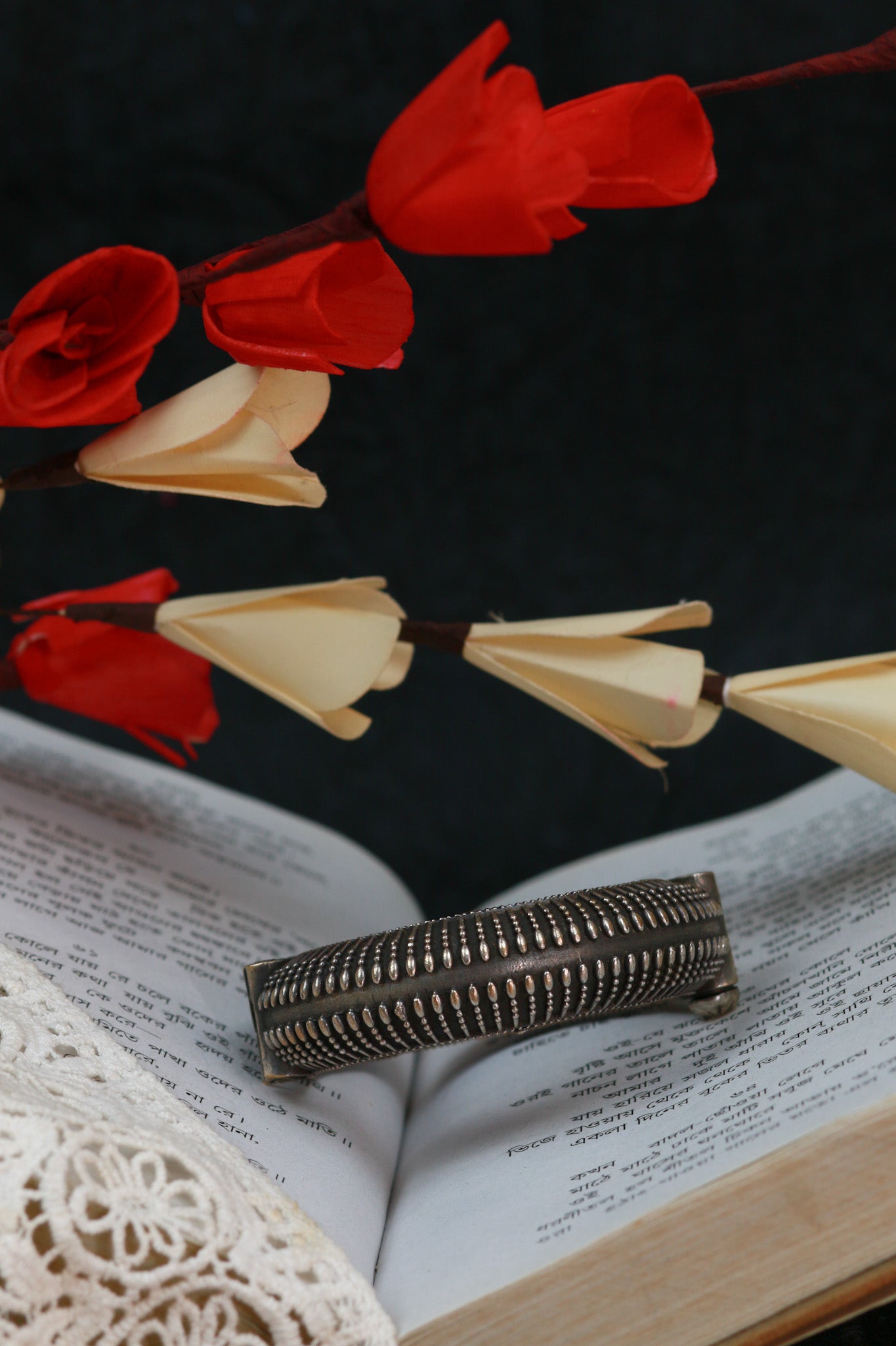 Oxidised Antique Design Brass Base Openable Sunray/Ribbed Texture Kada Bracelet for Women