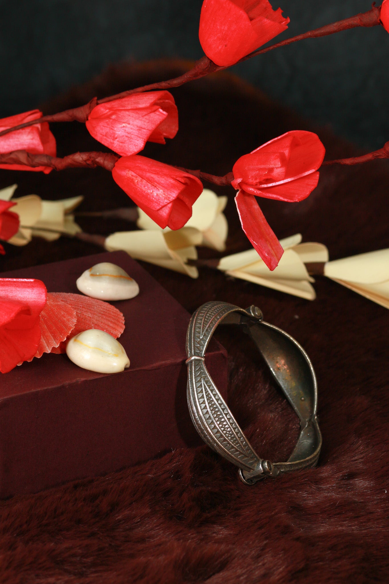 Oxidised Antique Design Brass Base Openable Etched Linear Design Kada Bracelet for Women