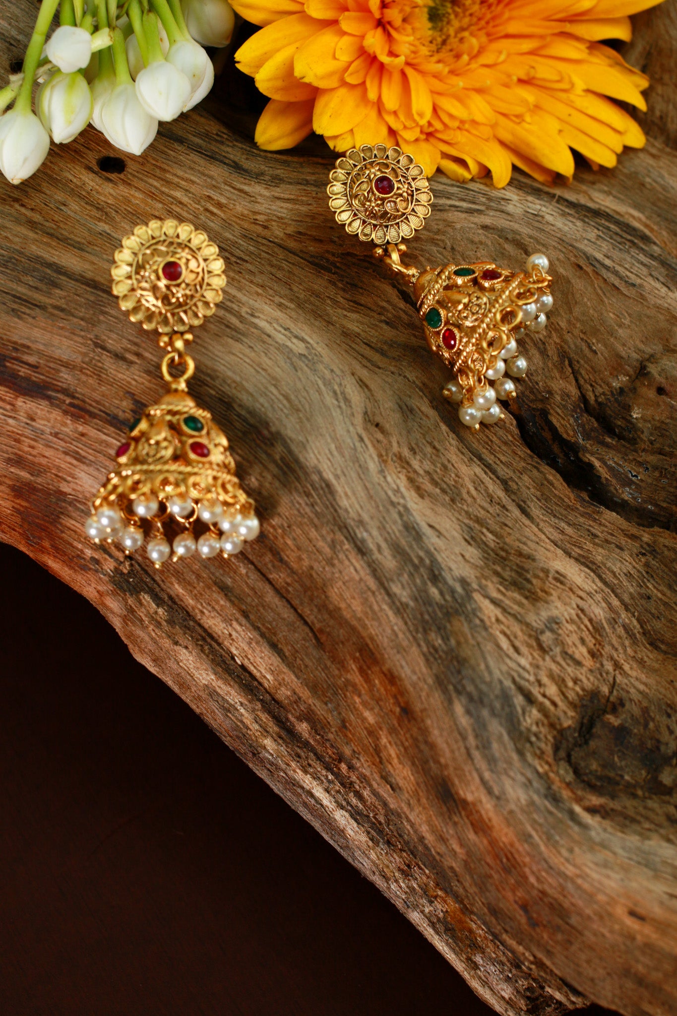 Grand Pearl Mala Lakshmi Temple Haar Necklace Set