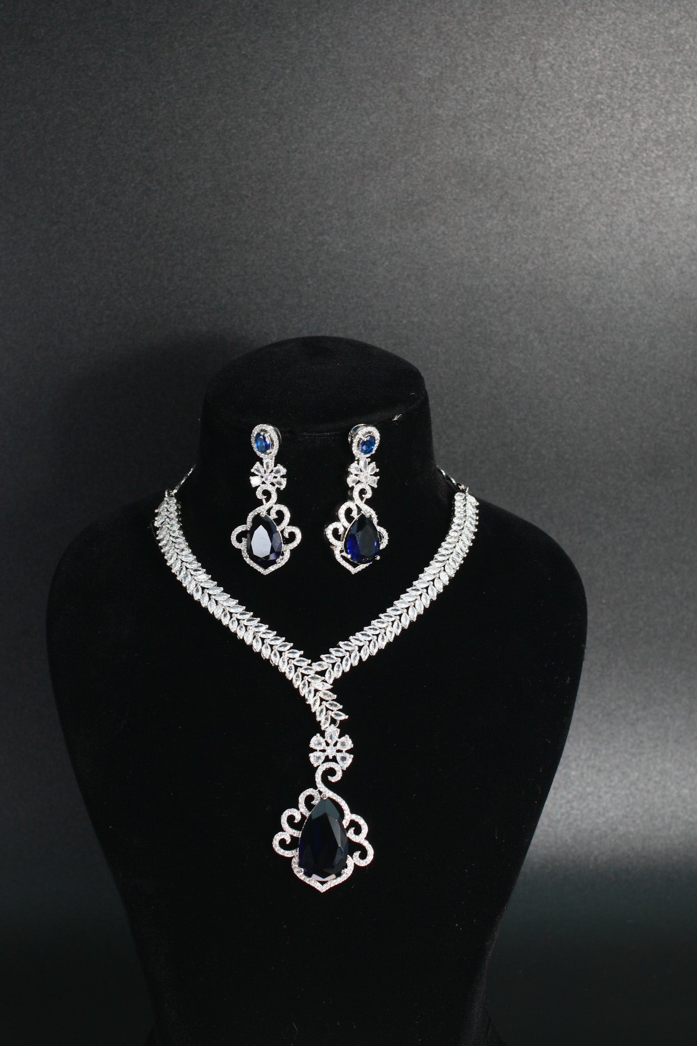 Blue Stone AD Necklace Set