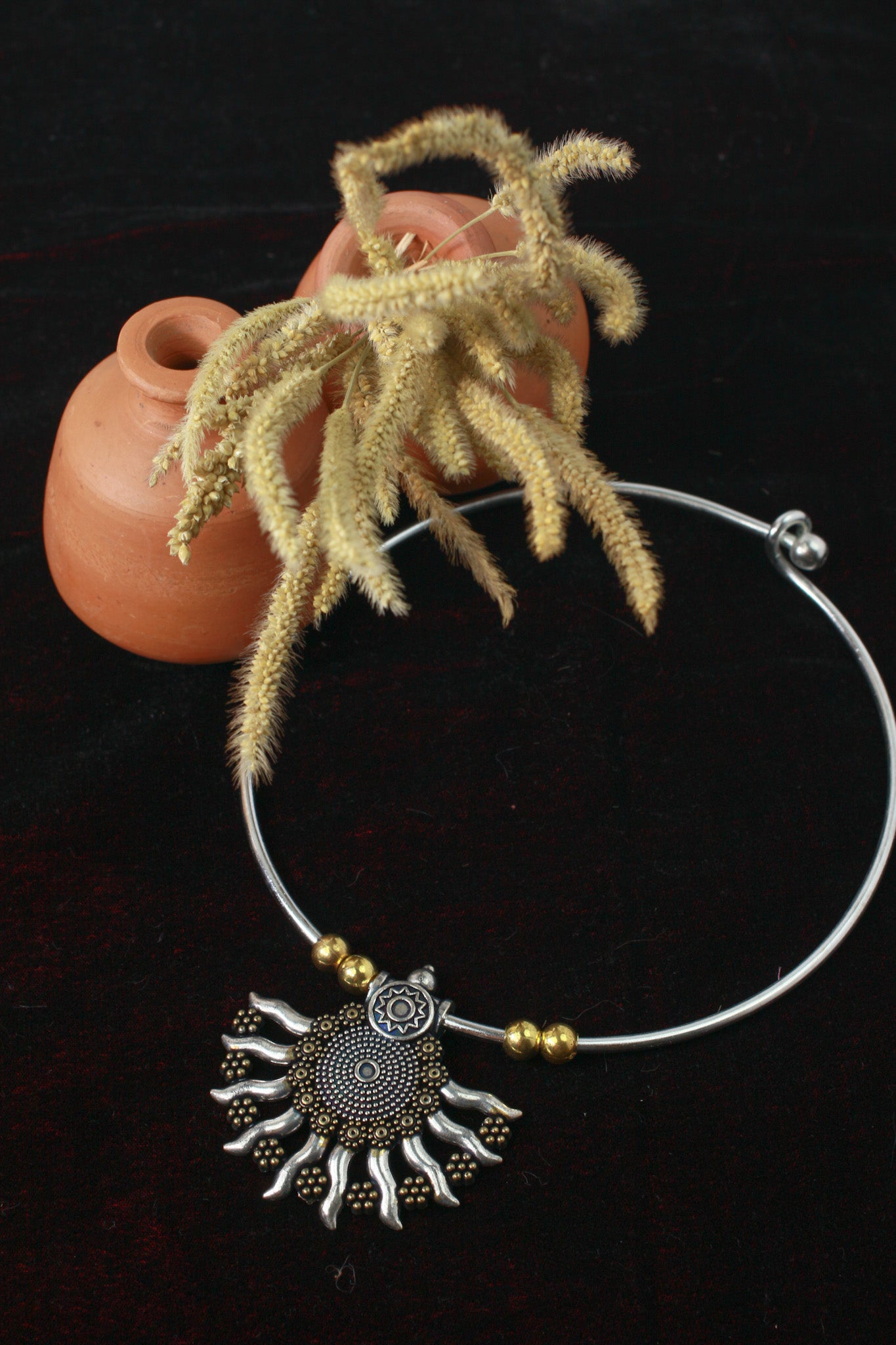 Dual Tone German Silver Hasli/Hansli Necklace – Sunburst fan pendant Oxidised Hansuli Choker for Women