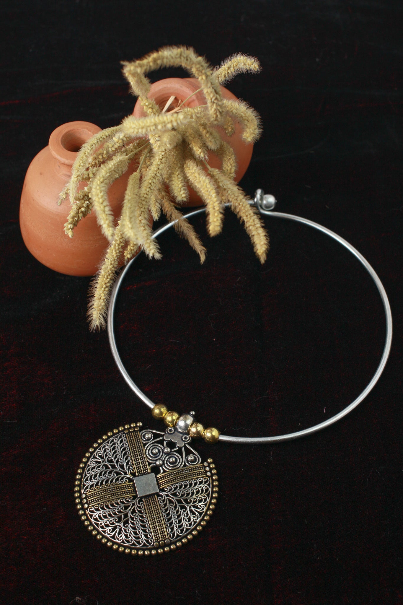 Dual Tone German Silver Hasli/Hansli Necklace – Geometric filigree shield pendant Oxidised Hansuli Choker for Women