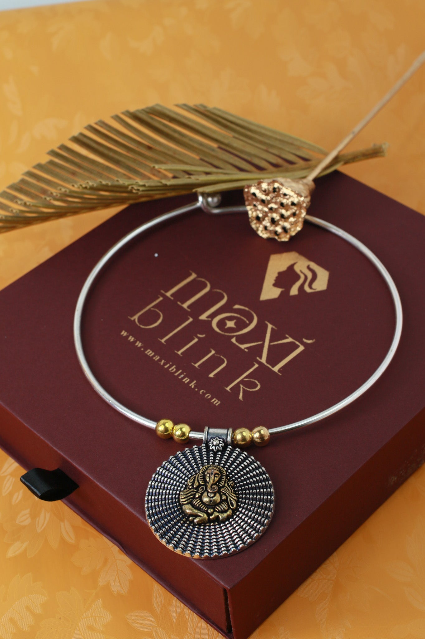 Dual Tone German Silver Hasli/Hansli Necklace – Ganesha medallion pendant Oxidised Hansuli Choker for Women