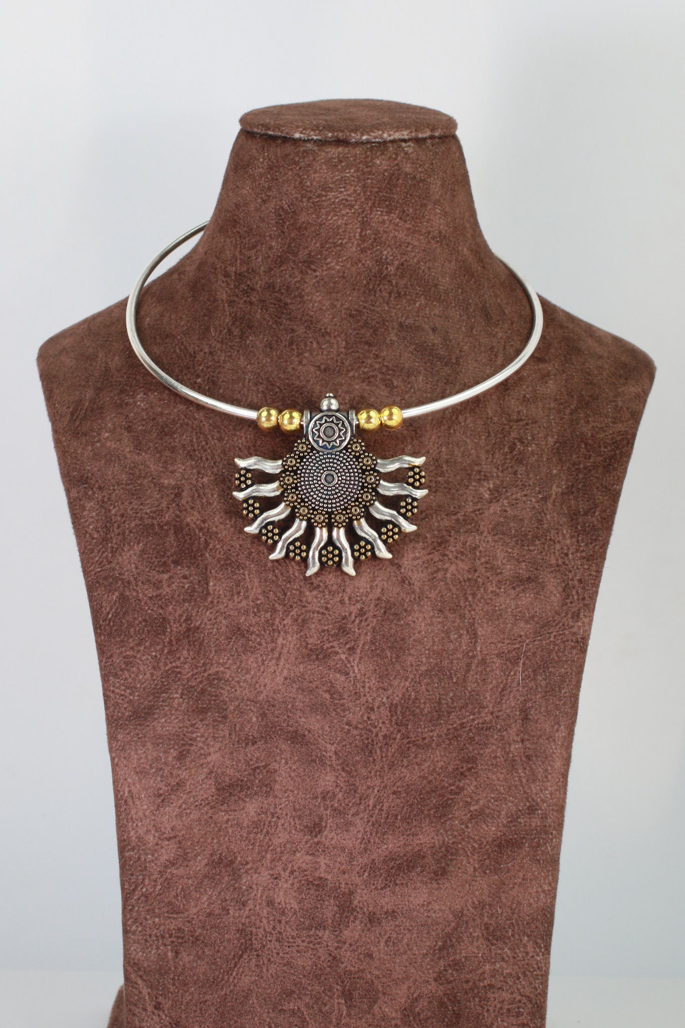 Dual Tone German Silver Hasli/Hansli Necklace – Sunburst fan pendant Oxidised Hansuli Choker for Women