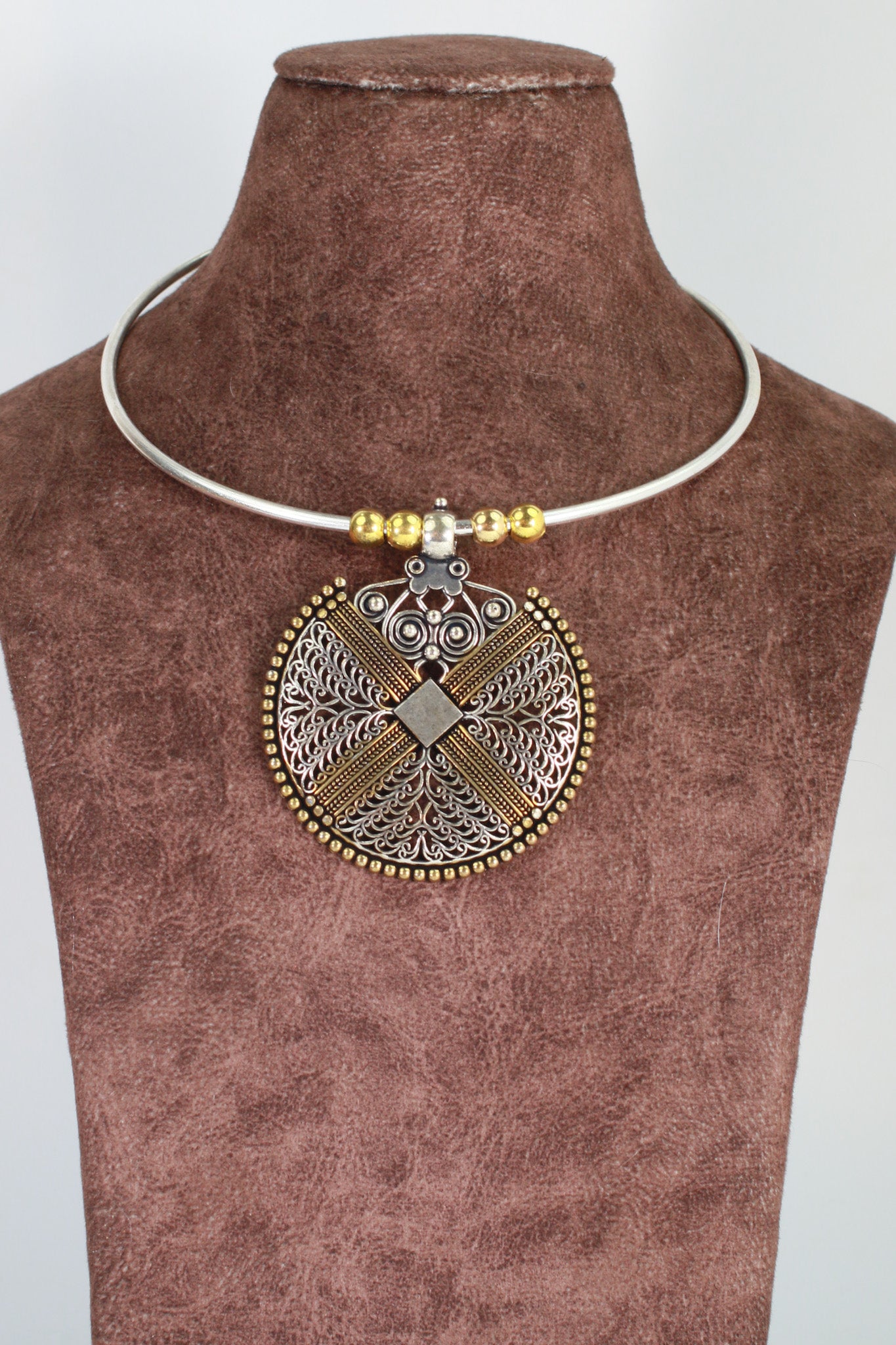 Dual Tone German Silver Hasli/Hansli Necklace – Geometric filigree shield pendant Oxidised Hansuli Choker for Women