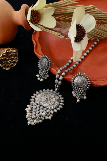 Antique Sunburst Pendant Set with Pearls | Oxidised German Silver