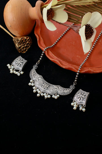 Floral Engraved Collar Pendant Set with Pearls | Oxidised German Silver