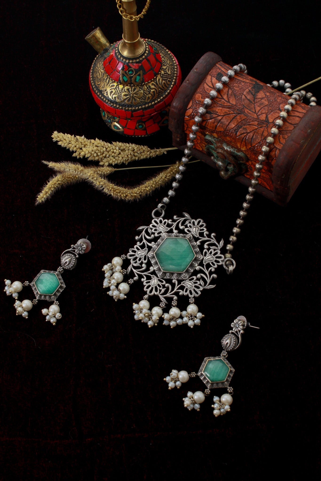 Floral Filigree Hexa Pendant Set with Green Monalisa | Oxidised German Silver