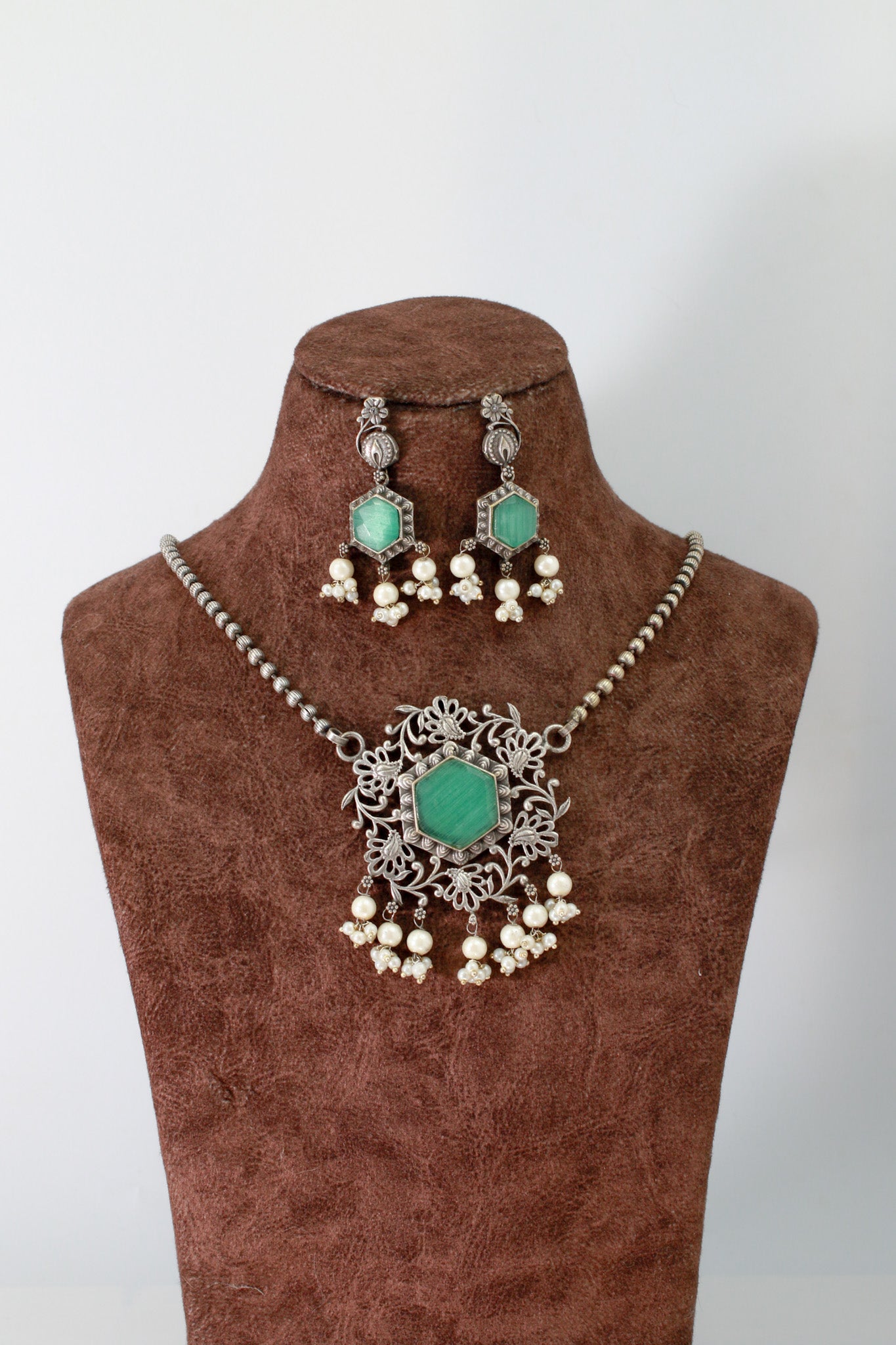 Floral Filigree Hexa Pendant Set with Green Monalisa | Oxidised German Silver