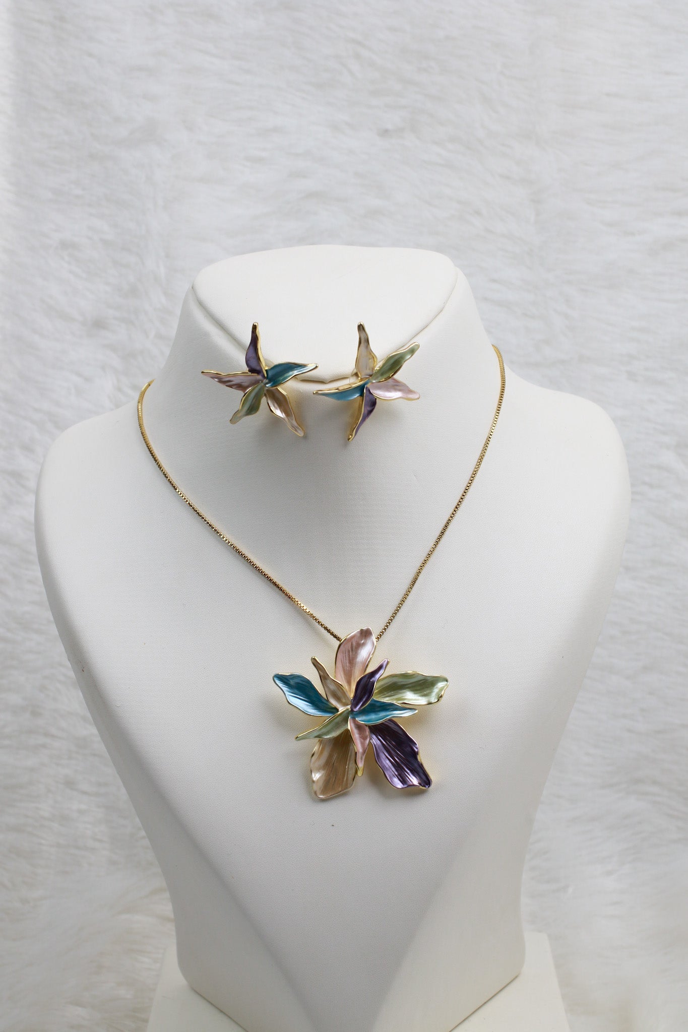 Pastel Star Flower Pendant Set - Multicolor Enamel Luxury Set with Anti Tarnish Coating