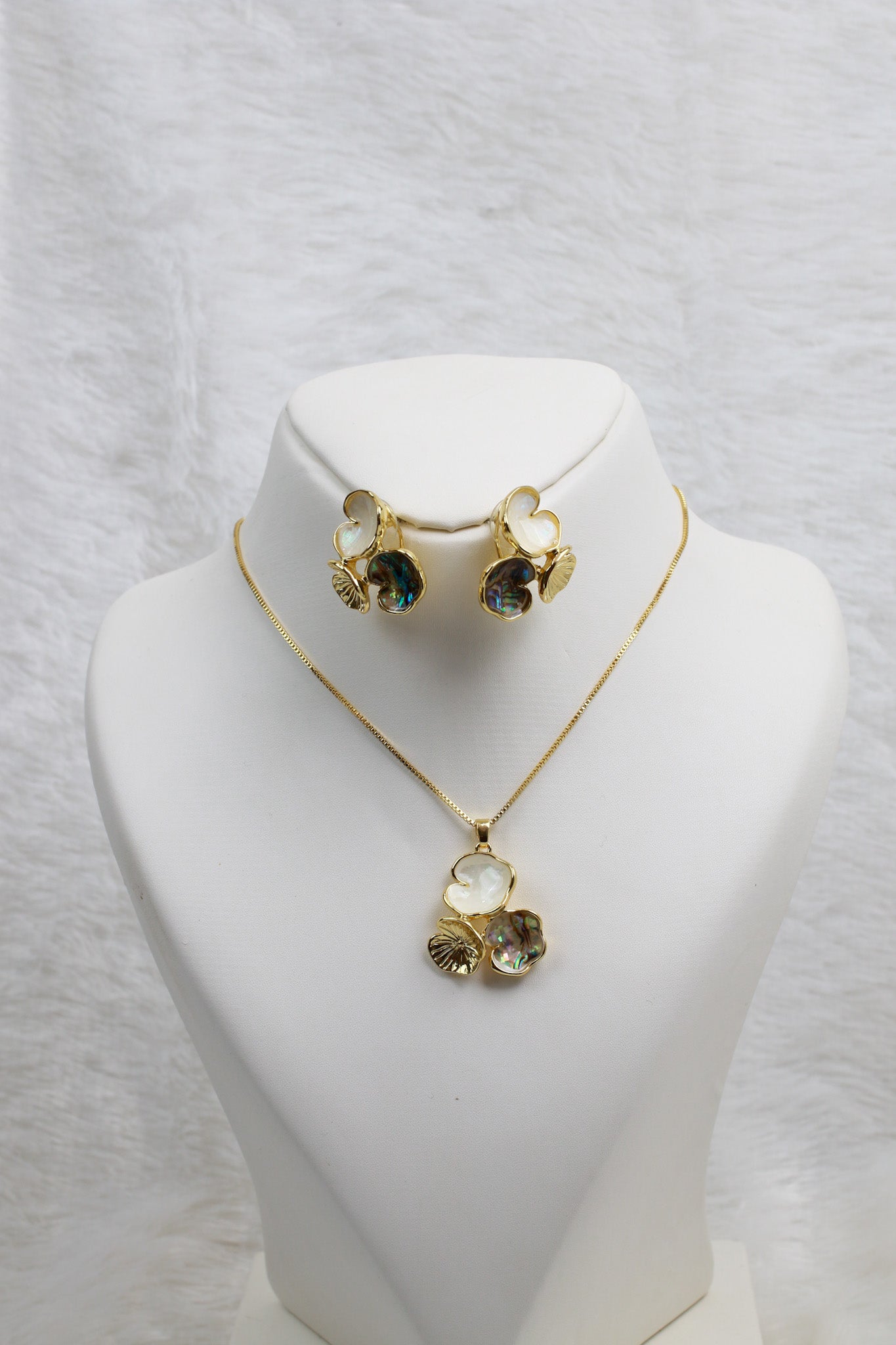 Abalone Trio Pendant Set - Iridescent Shell Luxury Necklace & Earrings | Anti Tarnish Coating