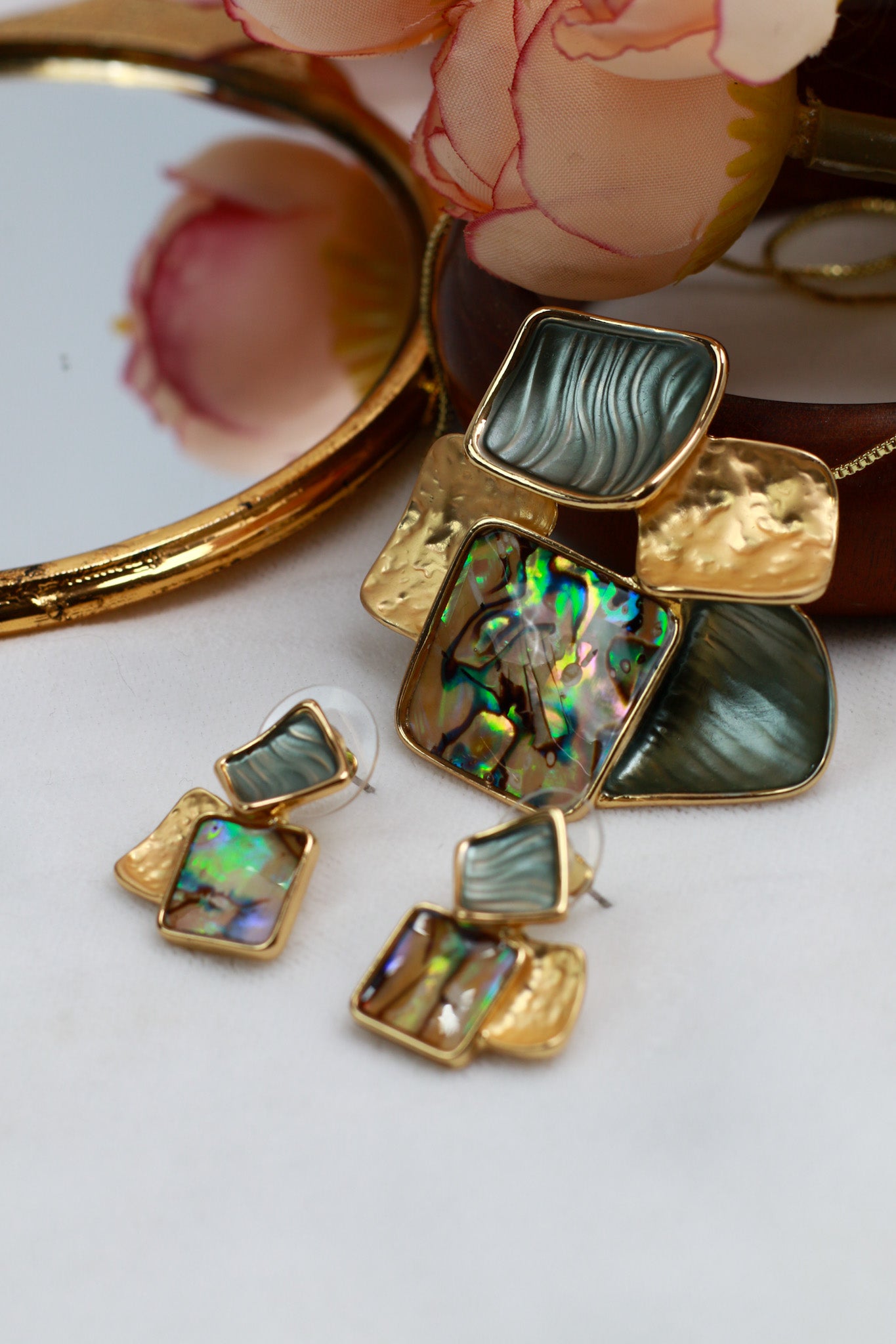 Geometric Abalone Green Pendant Set - Modern Luxury Enamel Necklace & Earrings | Anti Tarnish