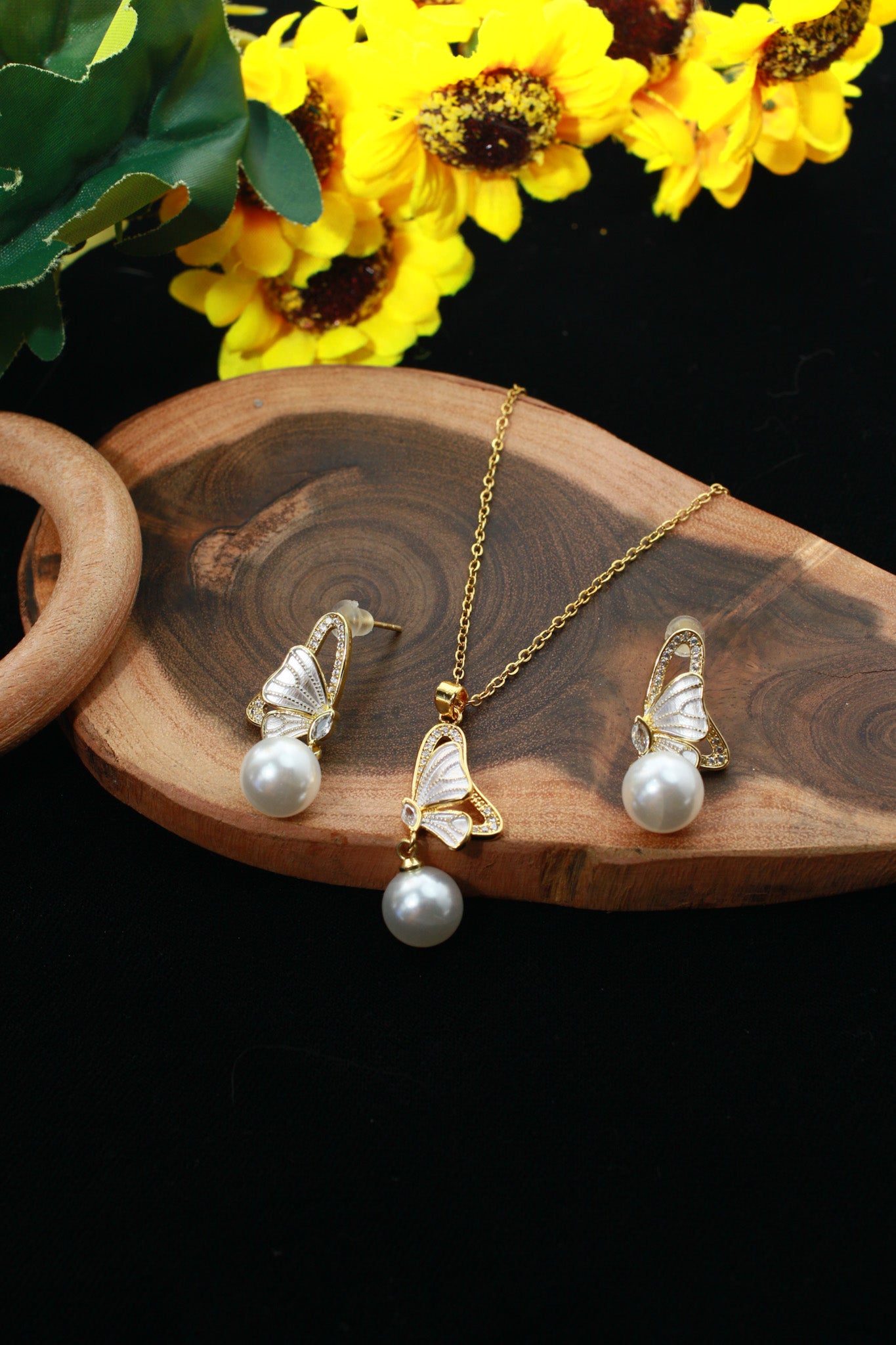 Butterfly Pearl Pendant Set - Gold Plated Butterfly Design with White Pearls | Luxury Anti Tarnish