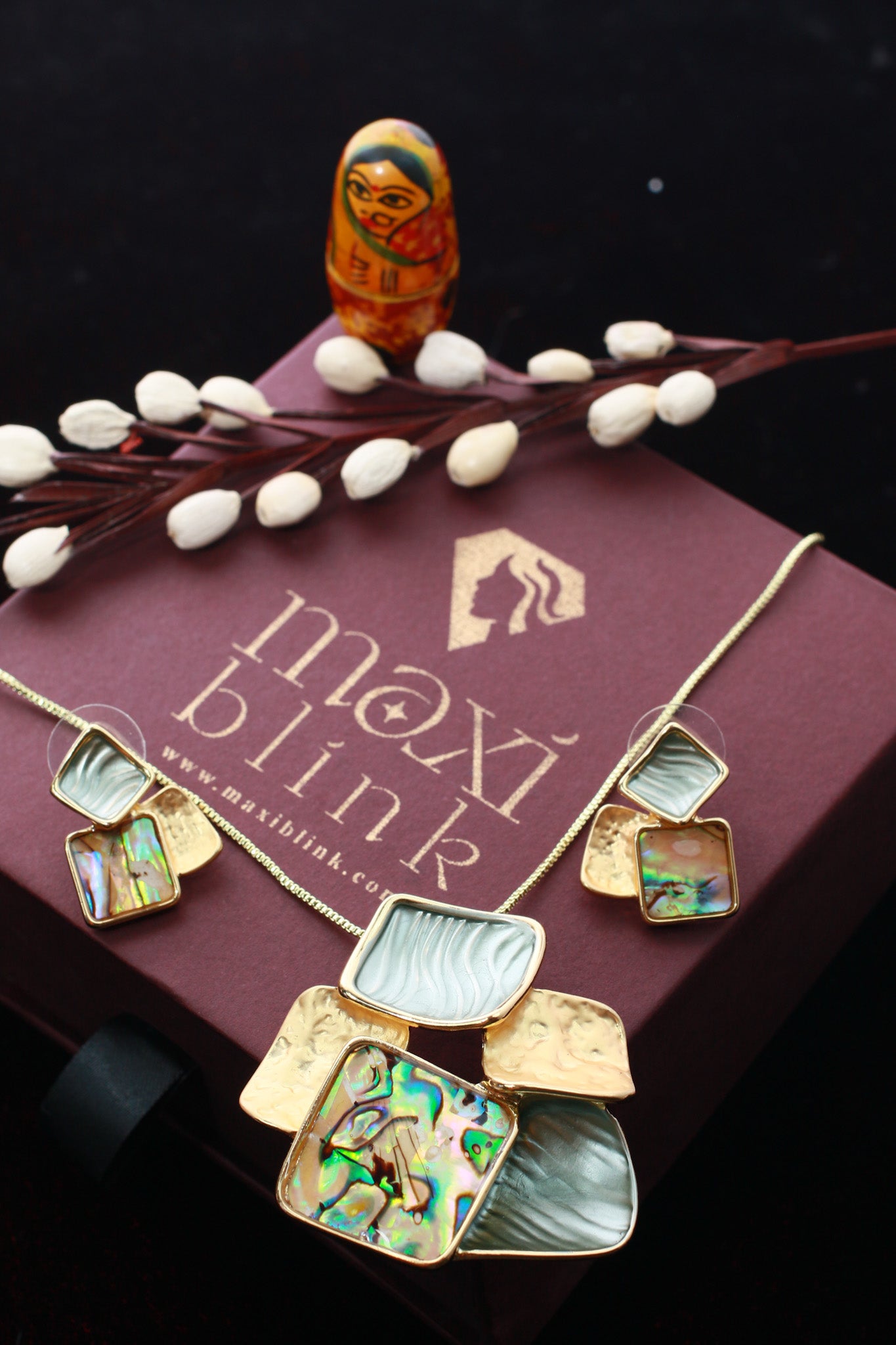 Geometric Abalone Green Pendant Set - Modern Luxury Enamel Necklace & Earrings | Anti Tarnish