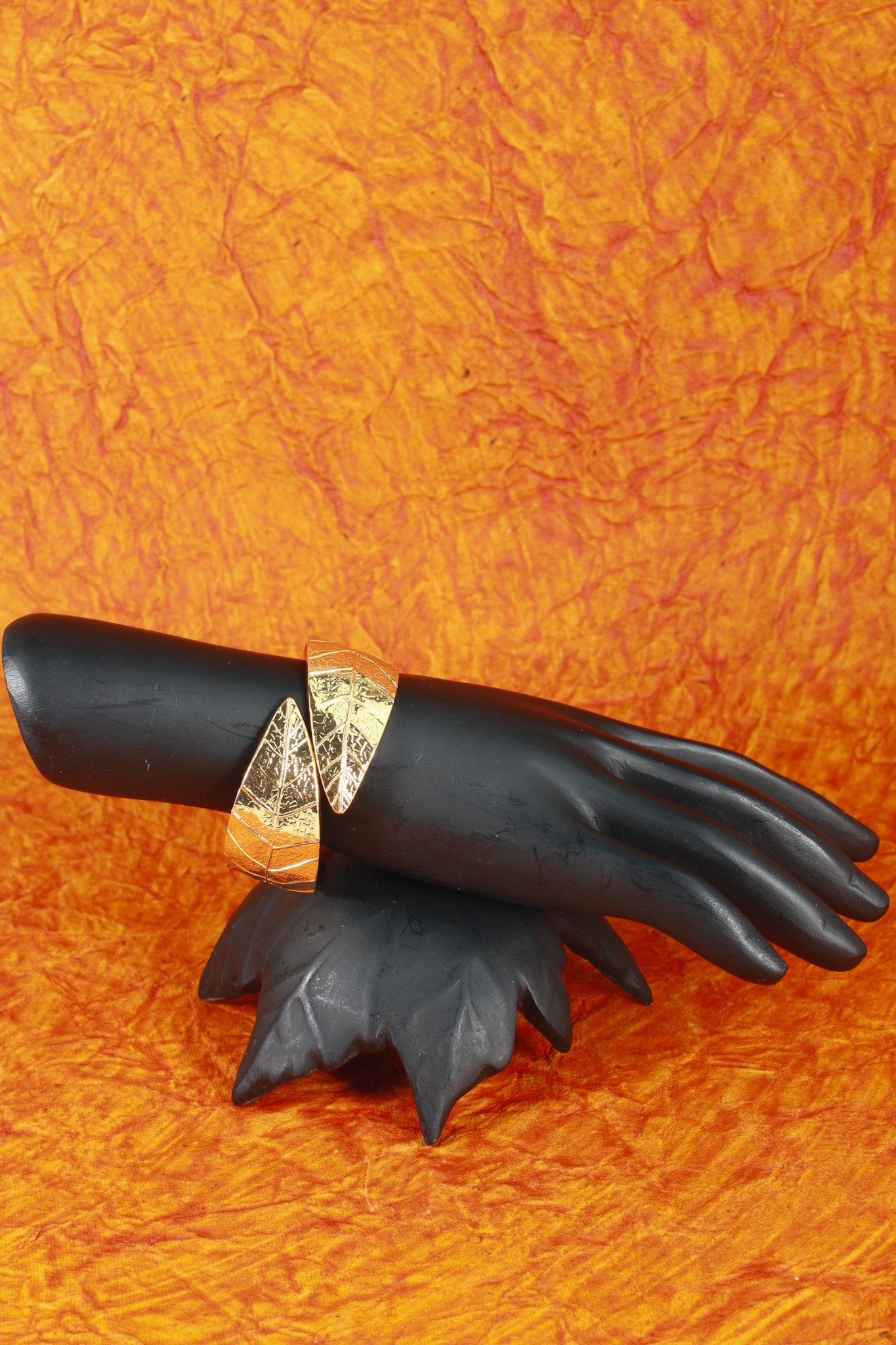 Anti-Tarnish Gold Leaf Wrap Cuff Bracelet – Textured Vein Detail