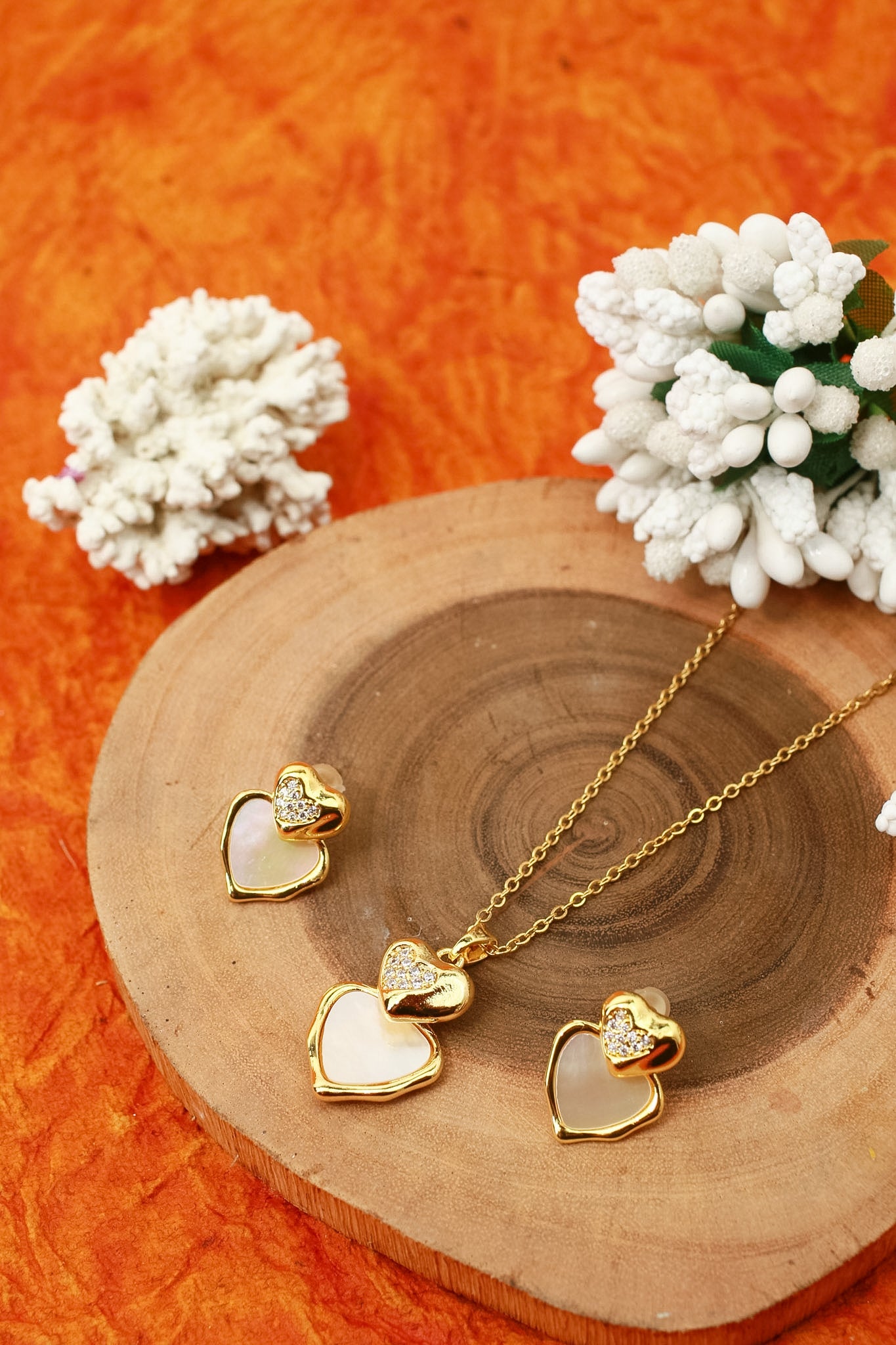 Heart pendant necklace and matching heart stud earrings set, 18K gold plated – additional angle
