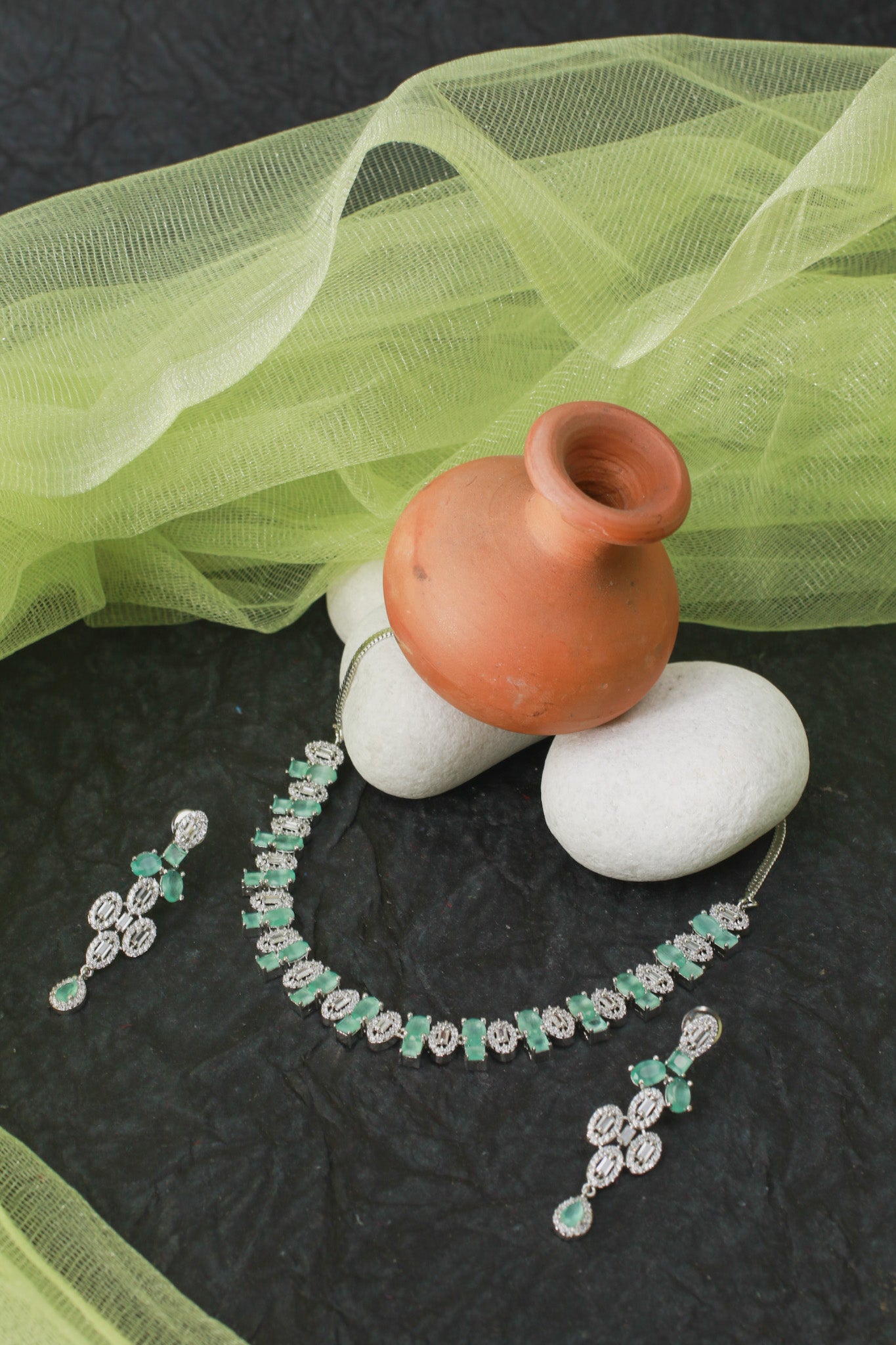 Mint Spark Dual Motif Necklace Set