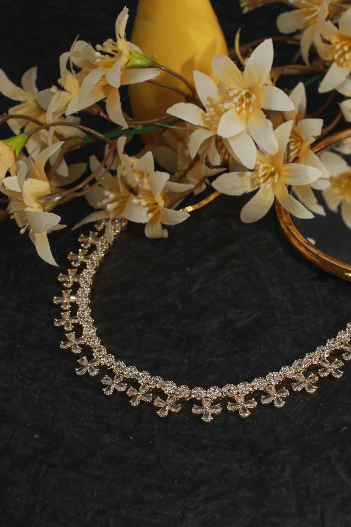Blooming Crystal Choker Necklace