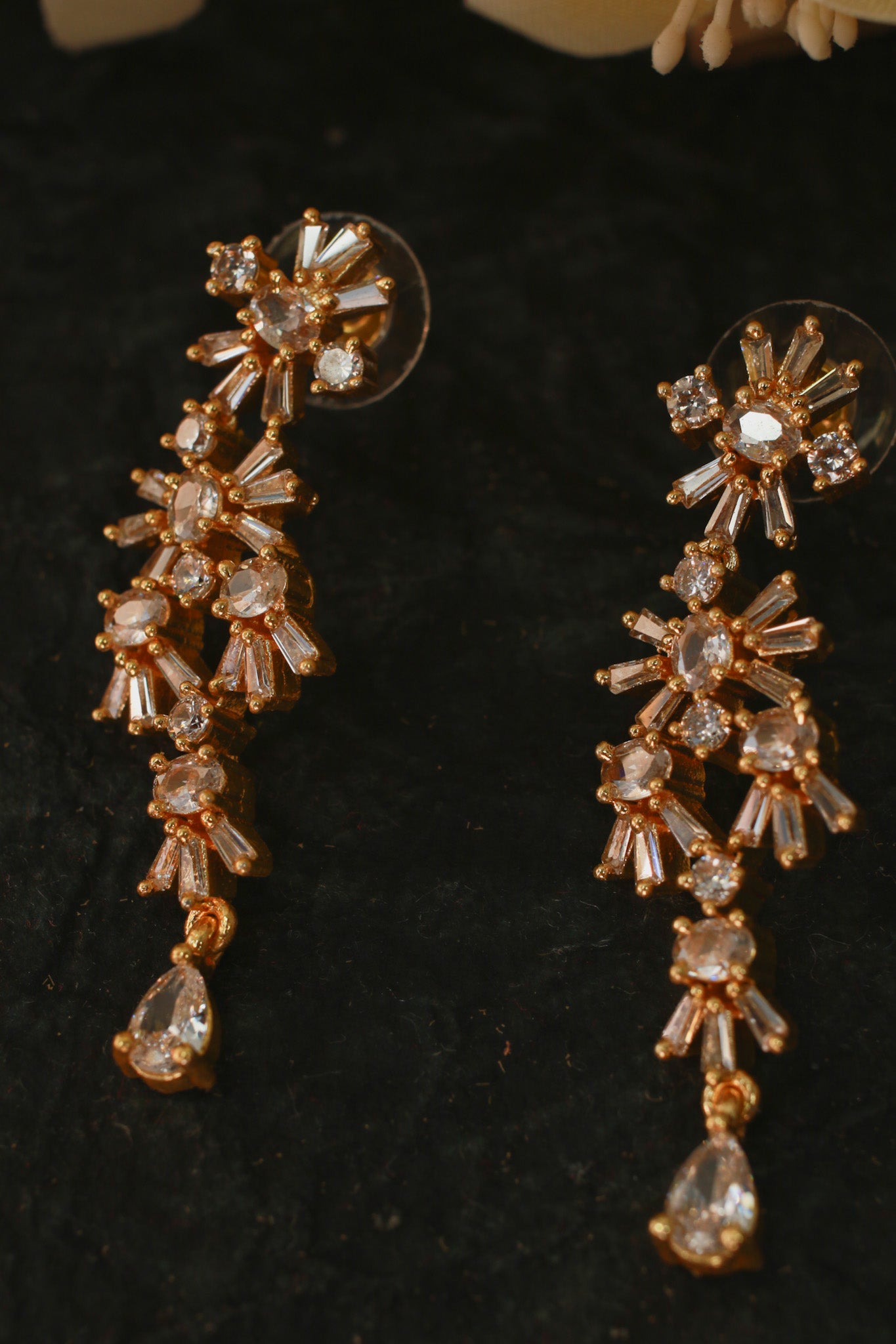 Sunburst Leaf Gold Necklace Set