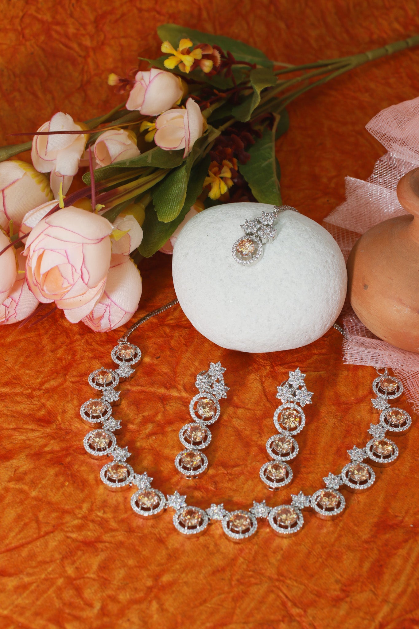 Sunlit Citrine Halo Necklace Set