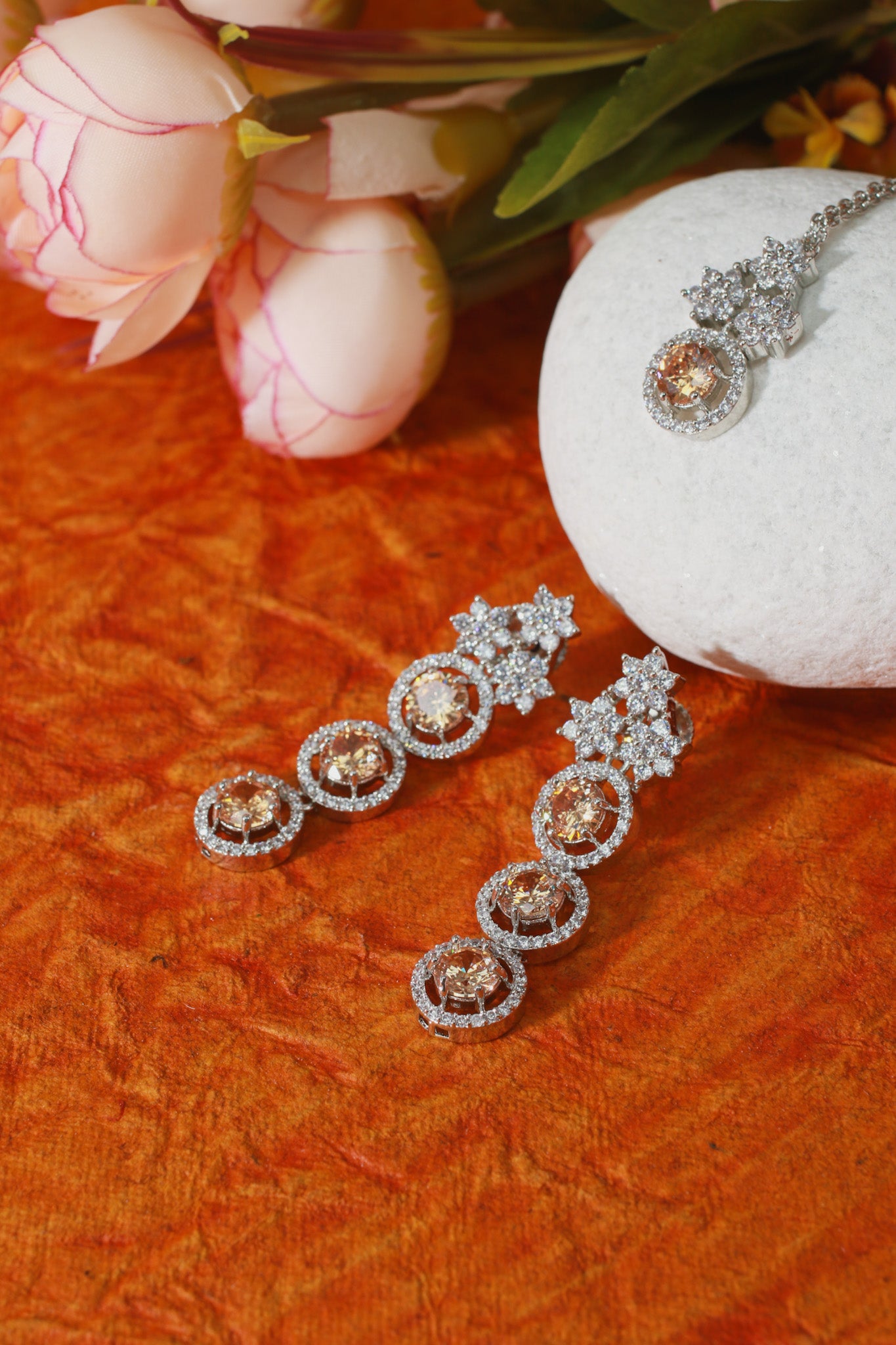 Sunlit Citrine Halo Necklace Set