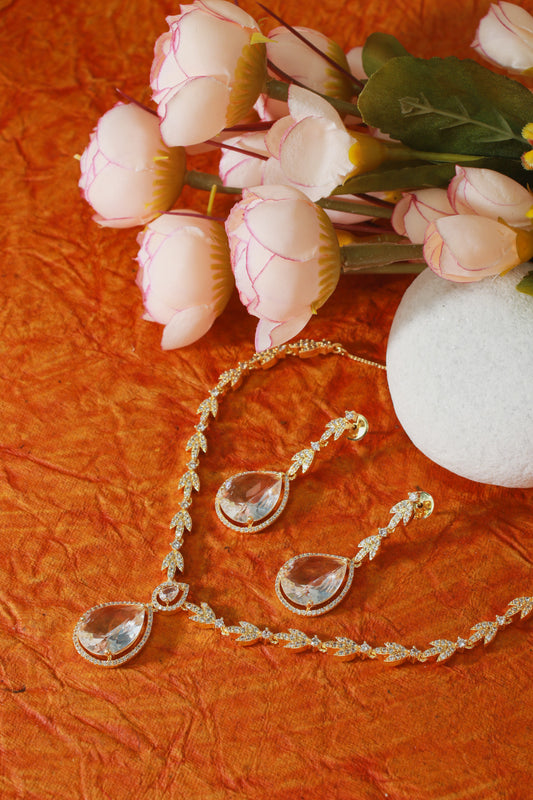 Teardrop Elegance Clear Stone Set