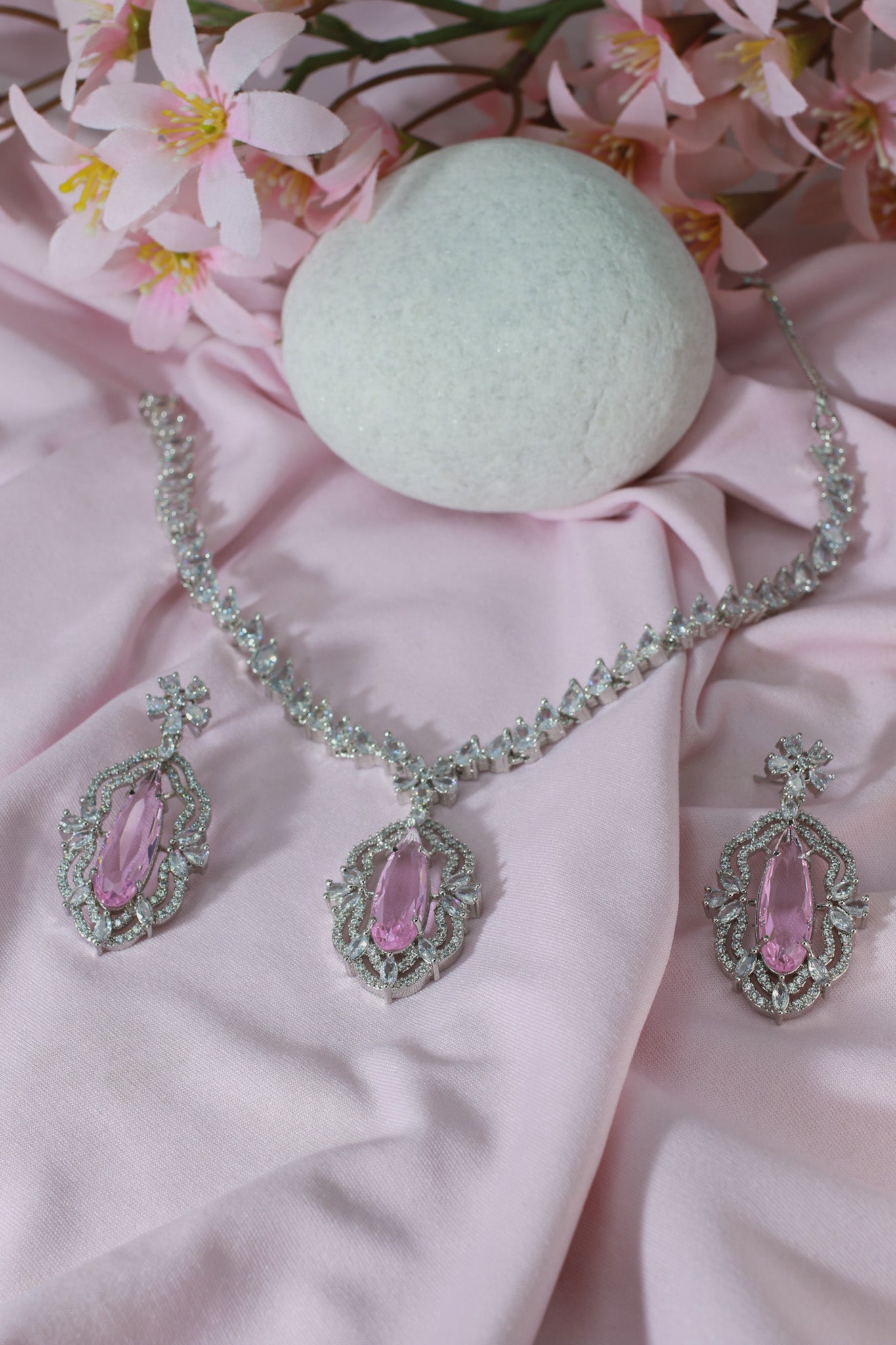 Regal Violet Elongated Necklace Set