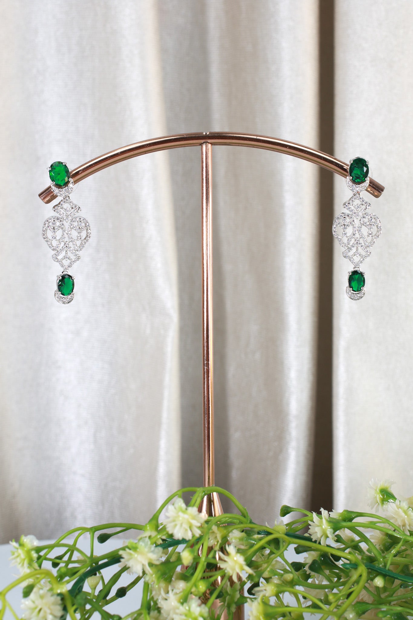 Classic Emerald Drop Bridal Necklace Set