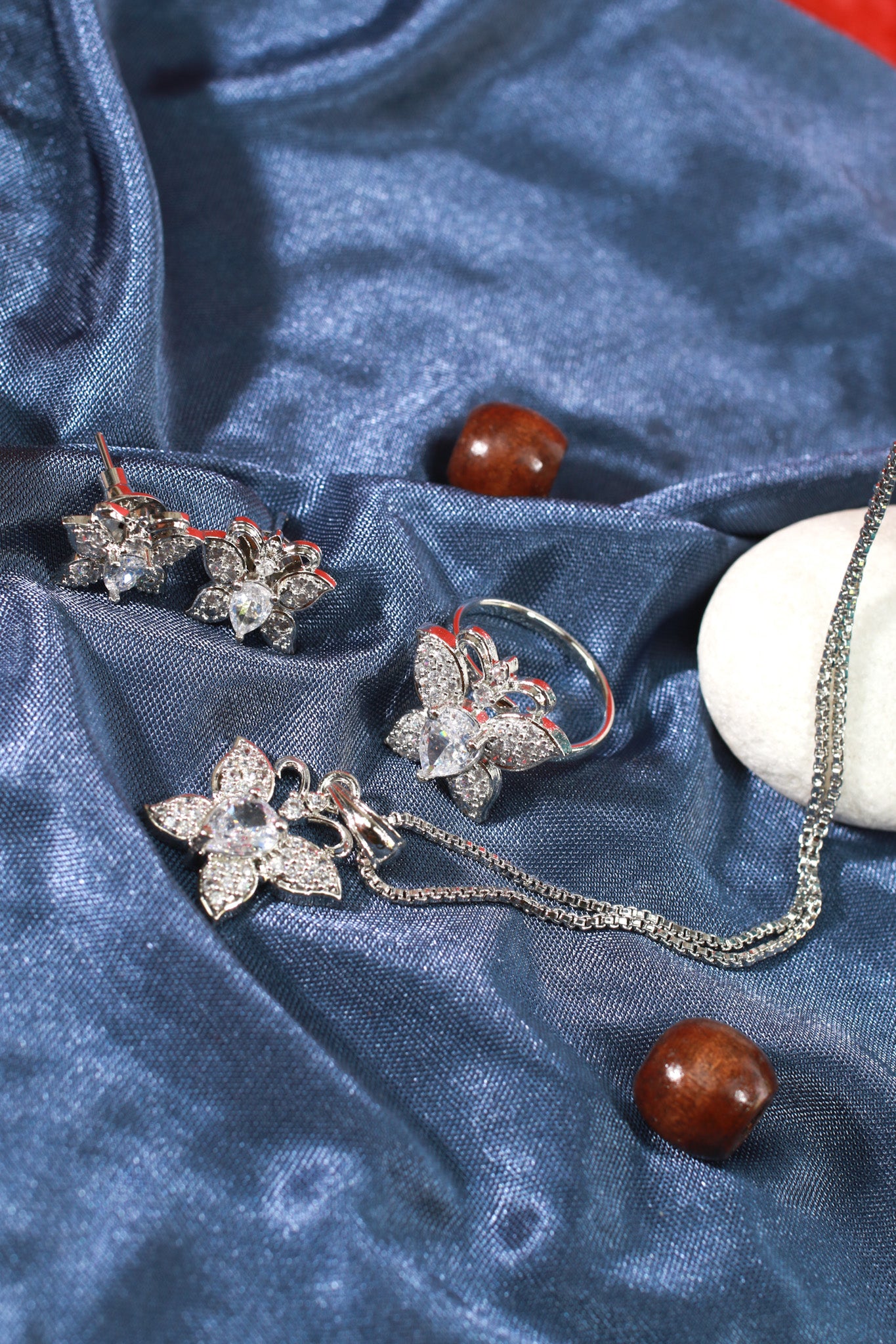 Butterfly Pendant Ring Set