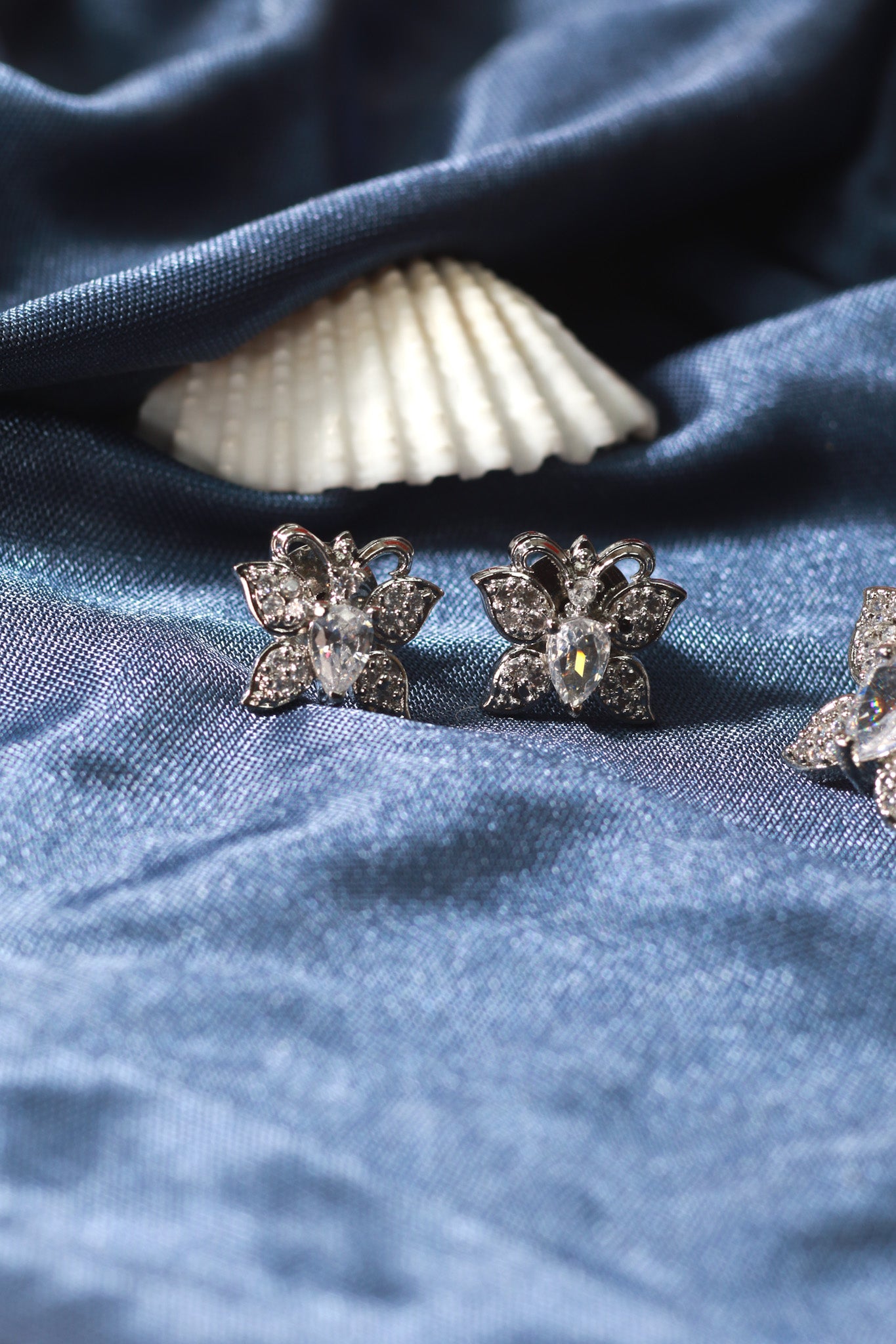 Butterfly Pendant Ring Set