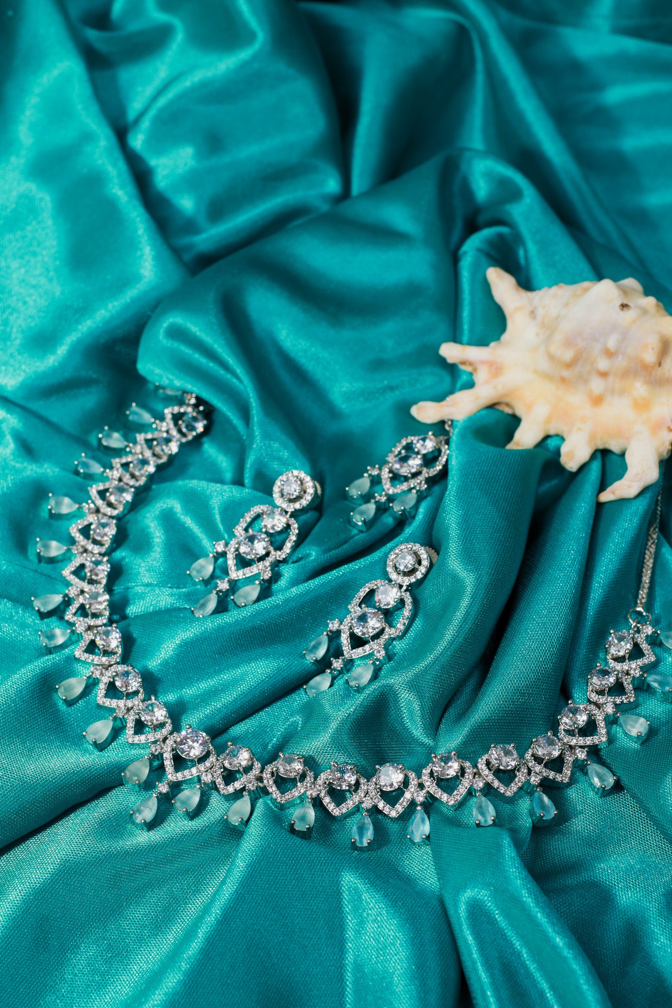 Aqua Droplet Diamond Necklace Set