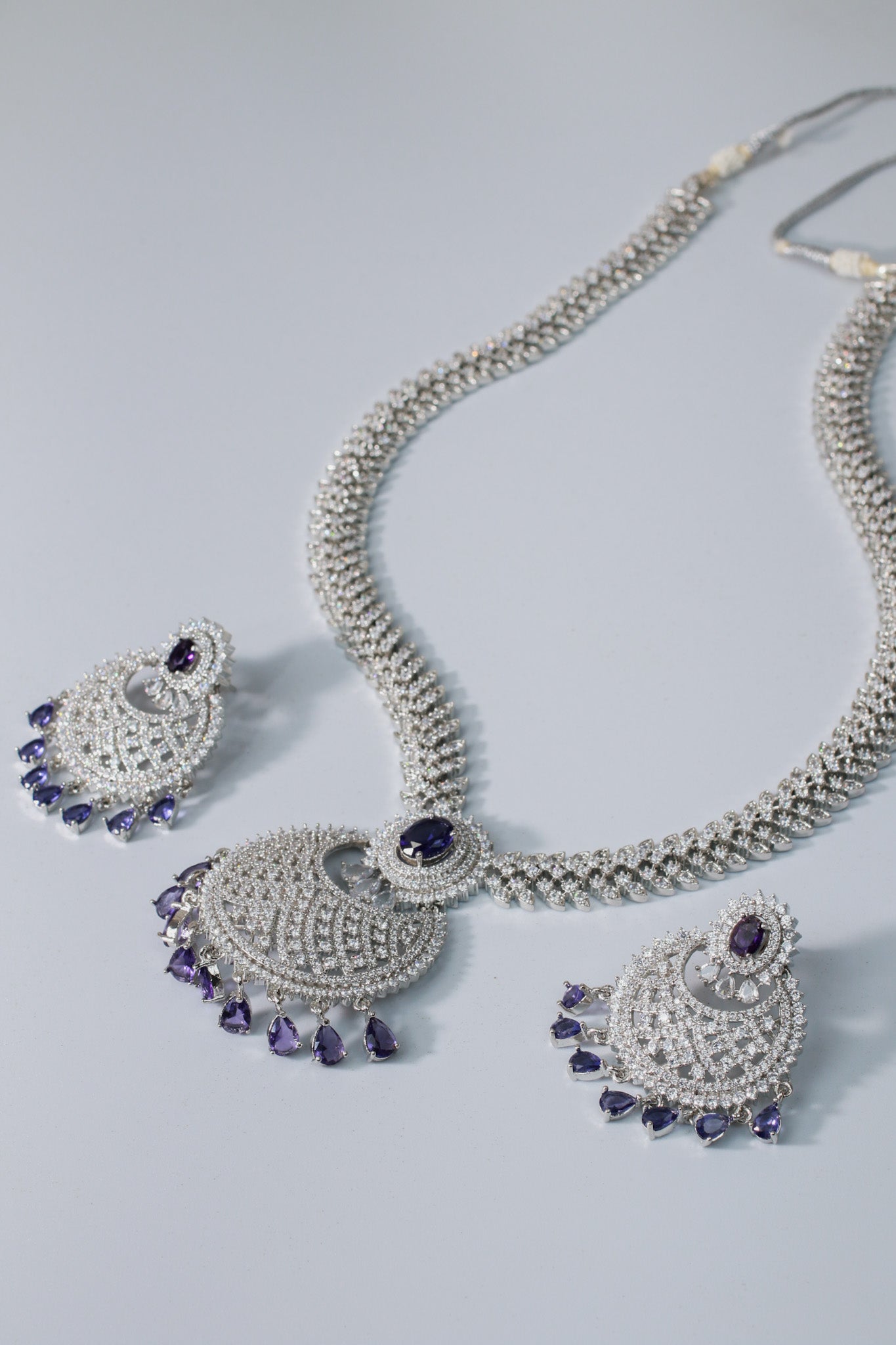 Sapphire Moon Fan AD Necklace Set