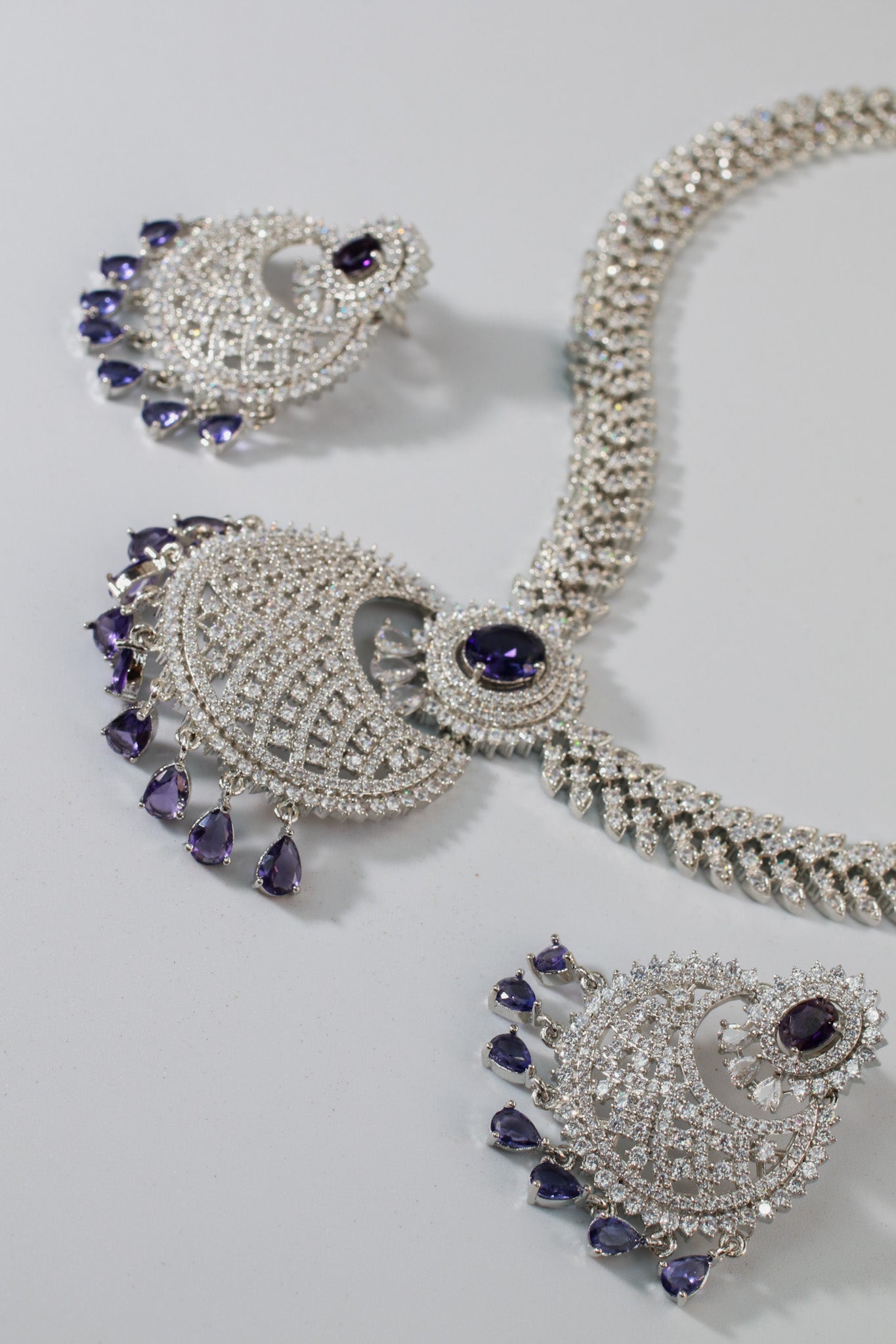 Sapphire Moon Fan AD Necklace Set