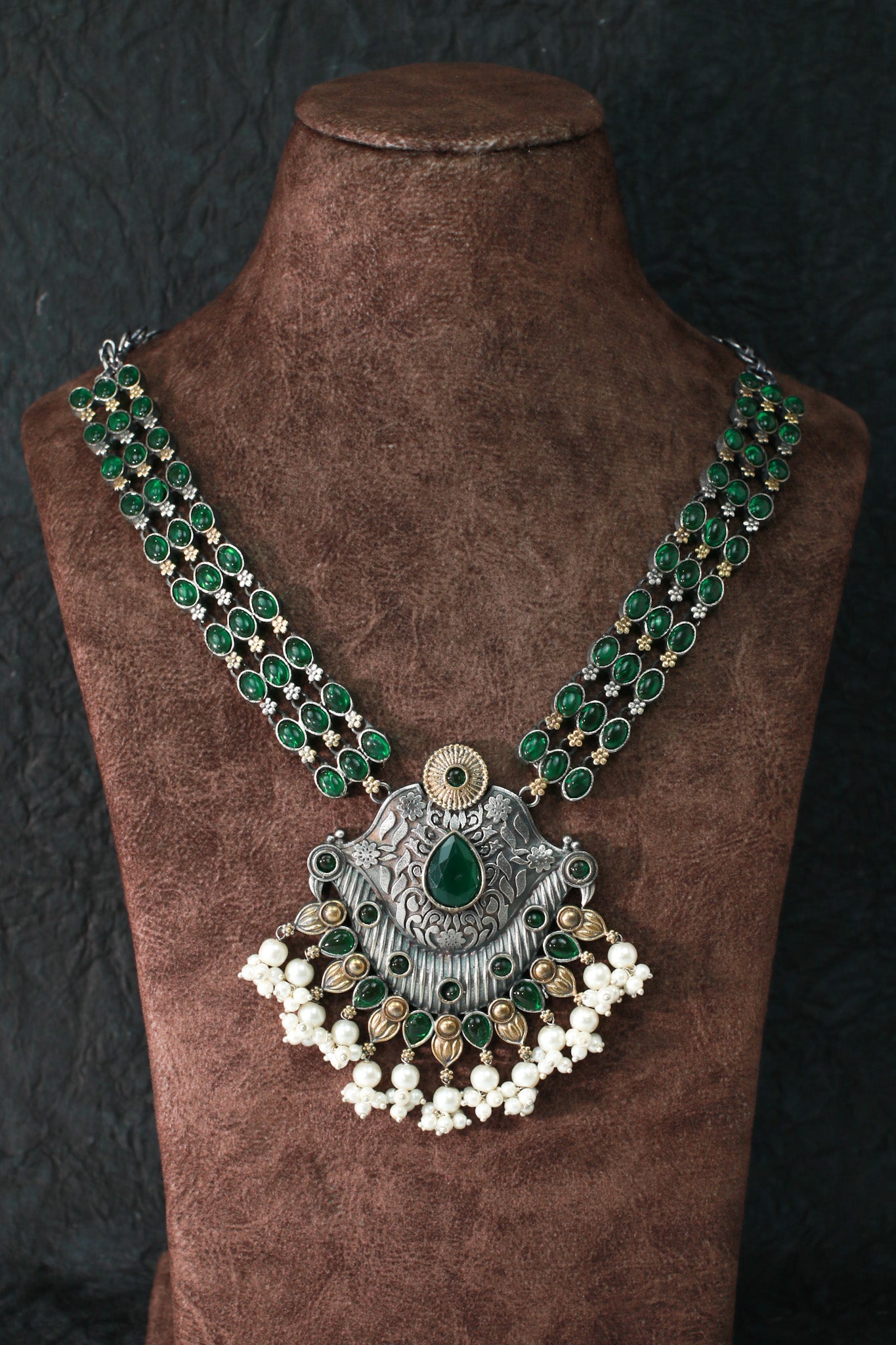 Traditional Green Stone Oxidised Pendant Necklace for Women