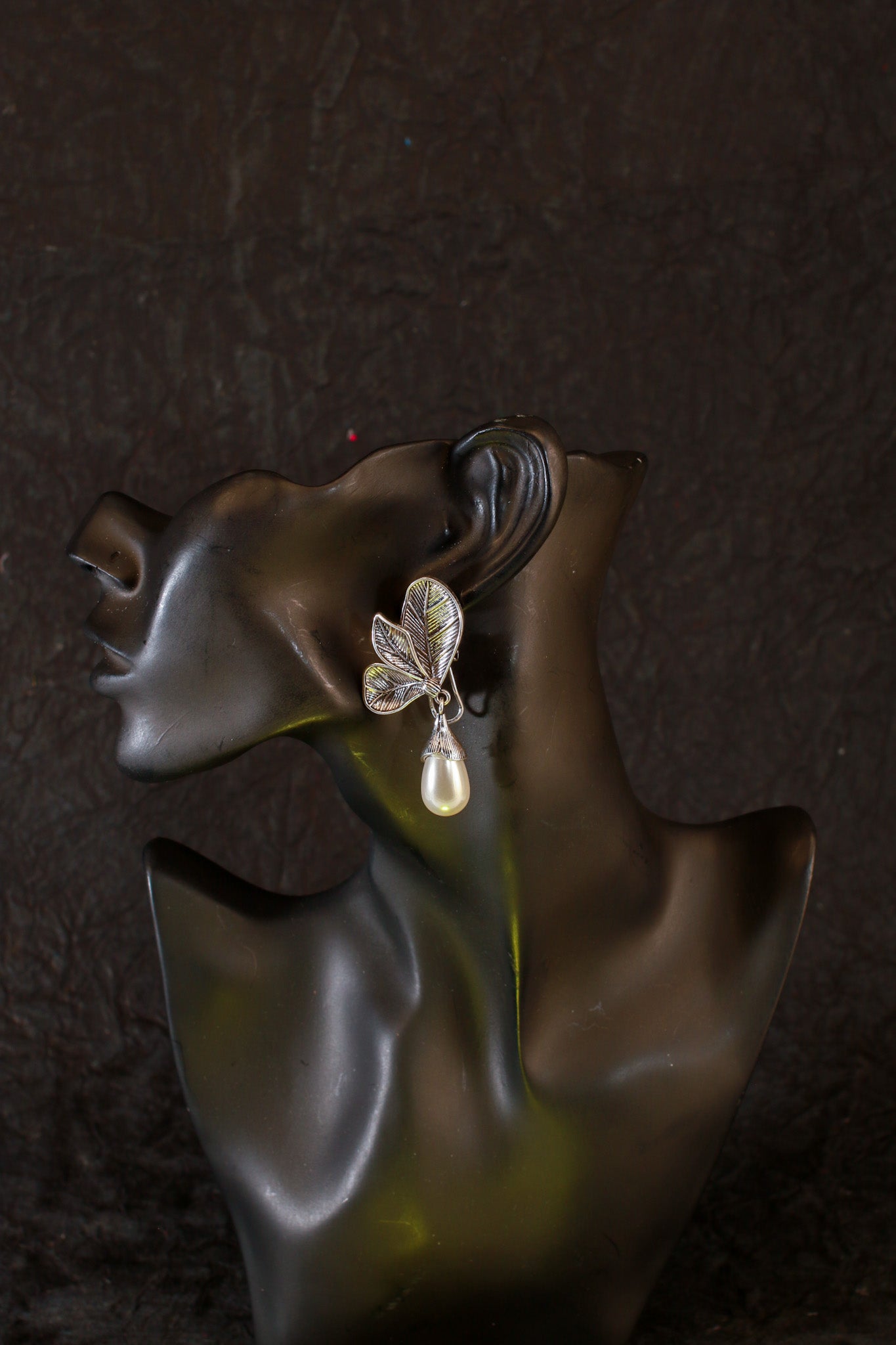 Leaf Motif Pearl Drop Earrings – Botanical Inspired Anti-Tarnish Design