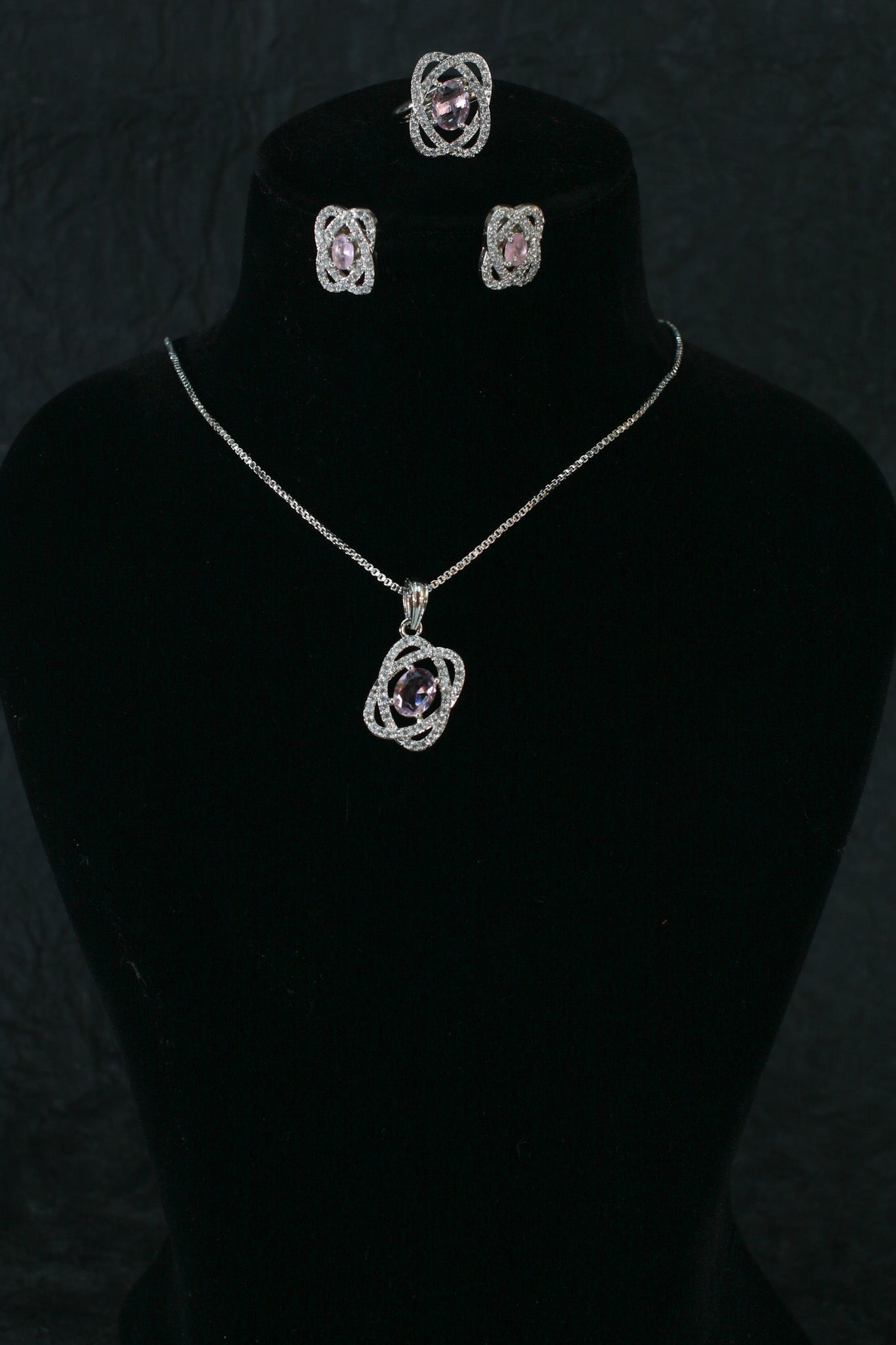 Pink Glam Ring Pendant Set