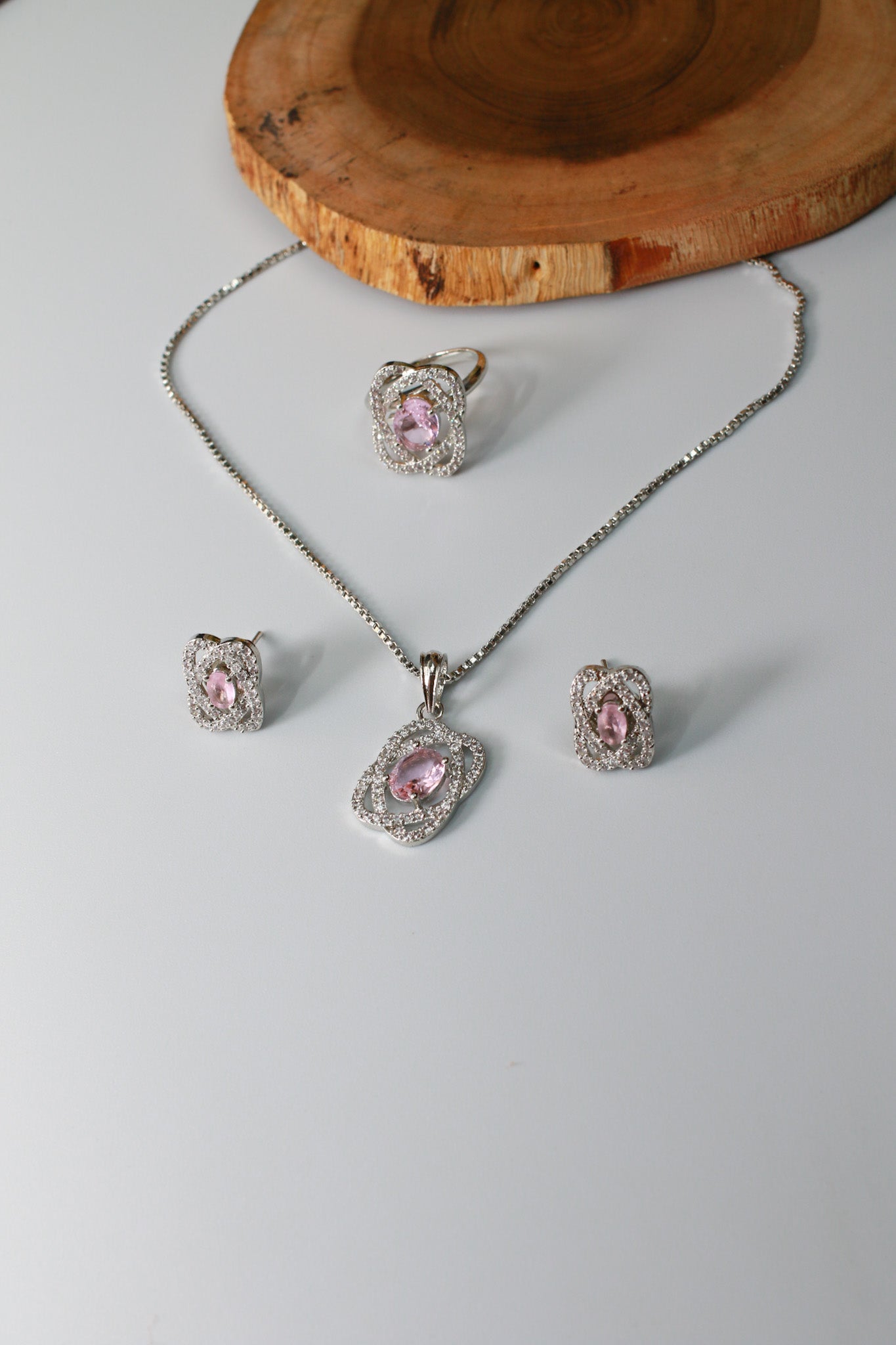 Pink Glam Ring Pendant Set