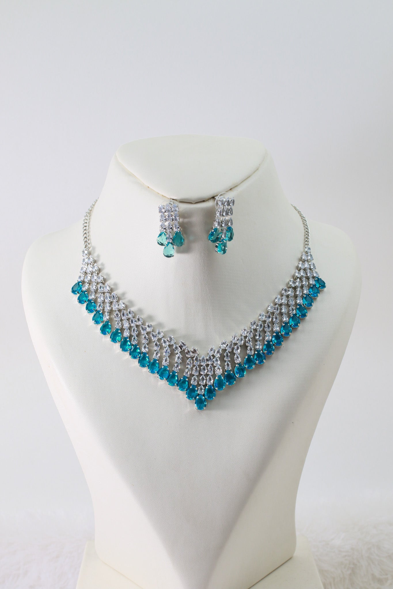 Aqua Layered Korean Glass Stone Necklace Set | Premium Jewellery - Maxiblink