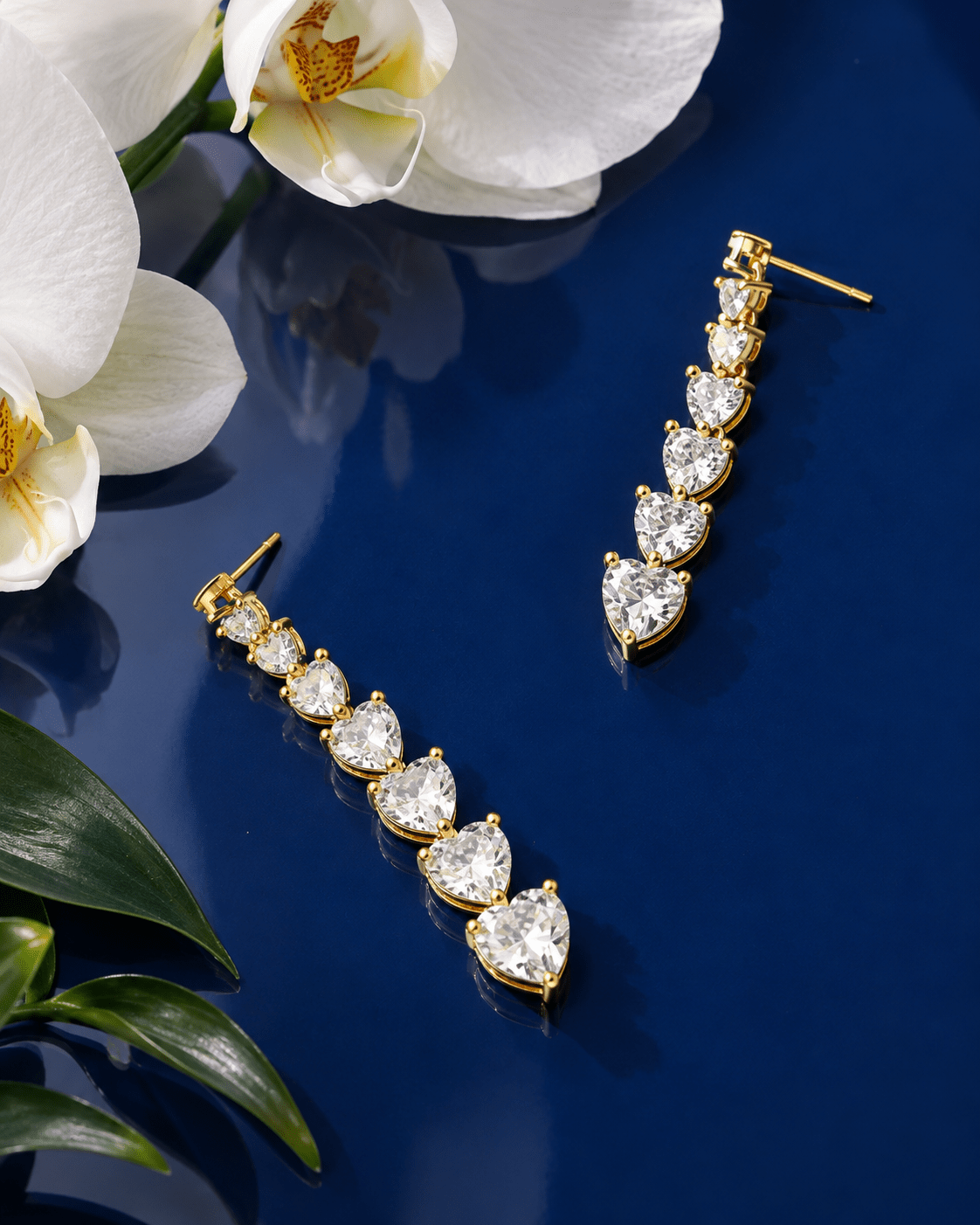 Graduated Heart Crystal Drop Earrings - Maxiblink