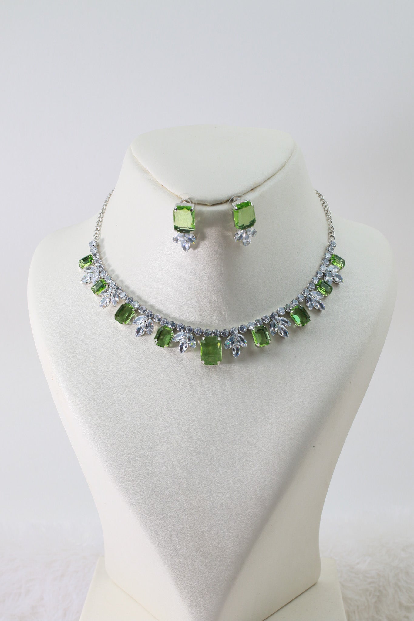 Light Green Korean Glass Stone Necklace Set | Premium Crystal Jewellery - Maxiblink